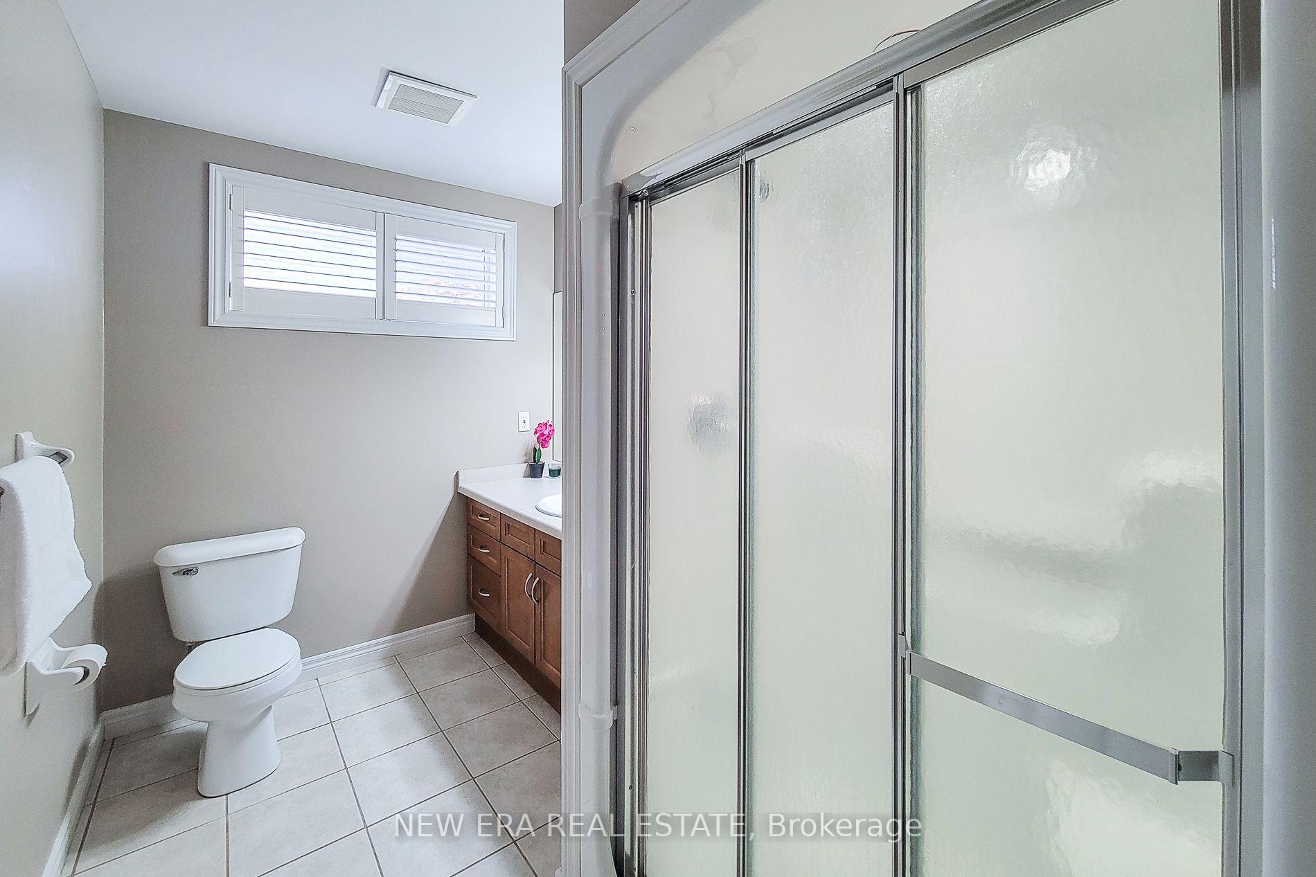 Photo 42 of 24 Carmichael Crescent, Brantford, Mayfair — HOMEH