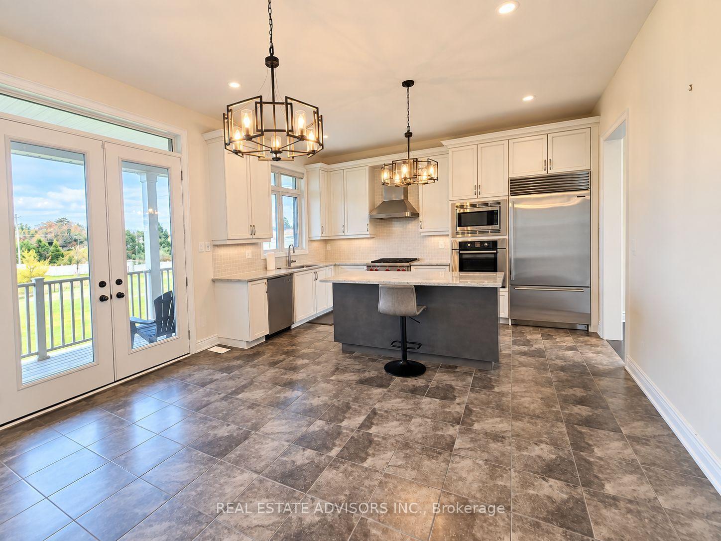 Photo 3 of 61-19 Forestgreen Drive, Uxbridge, Rural Uxbridge — HOMEH
