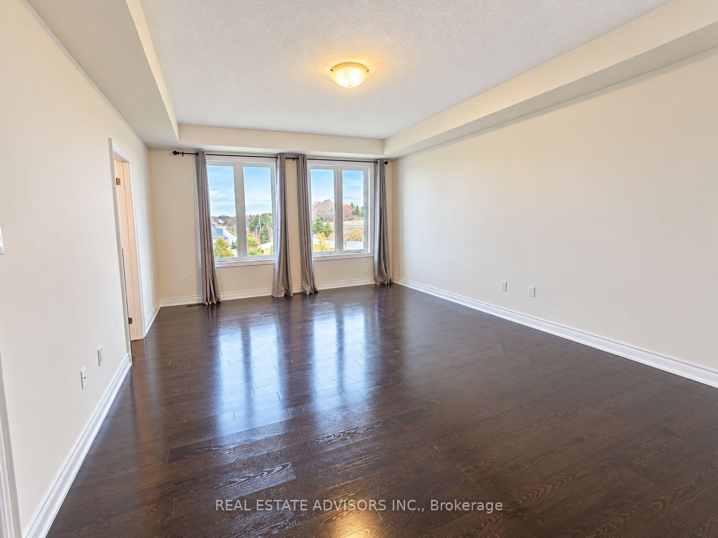 Photo 6 of 61-19 Forestgreen Drive, Uxbridge, Rural Uxbridge — HOMEH