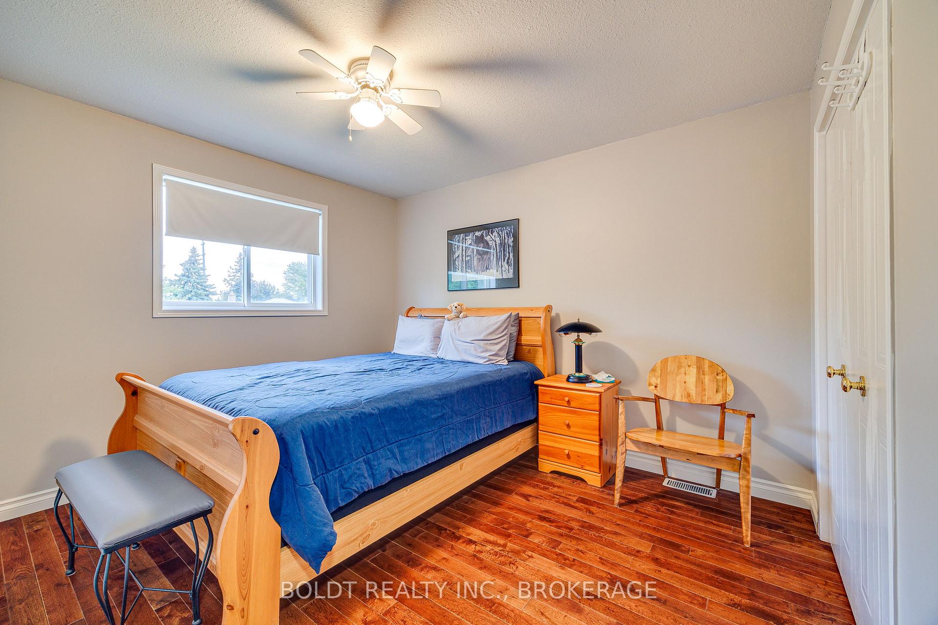 Photo 13 of 16 Westbury Drive, St. Catharines, Rykert/Vansickle — HOMEH