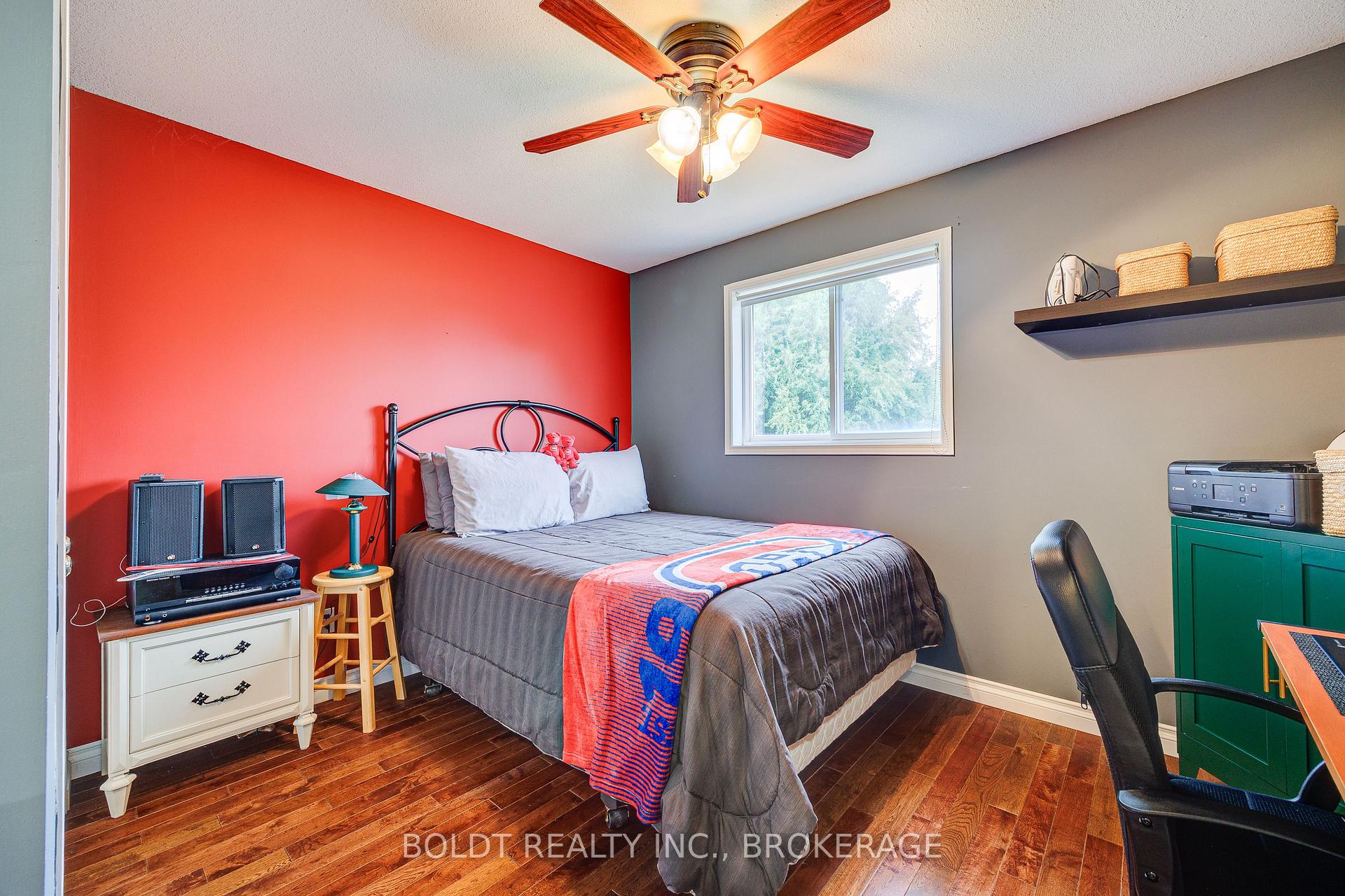 Photo 15 of 16 Westbury Drive, St. Catharines, Rykert/Vansickle — HOMEH