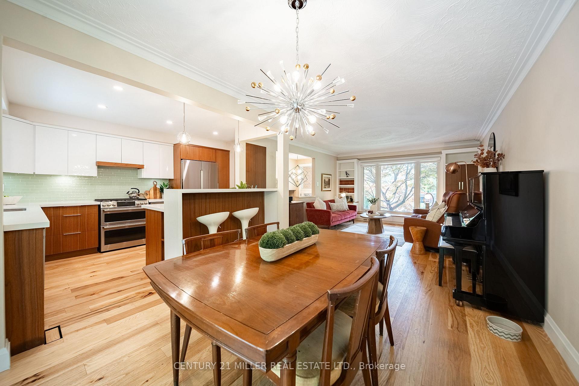 Photo 10 of 475 Willis Drive, Oakville, West — HOMEH