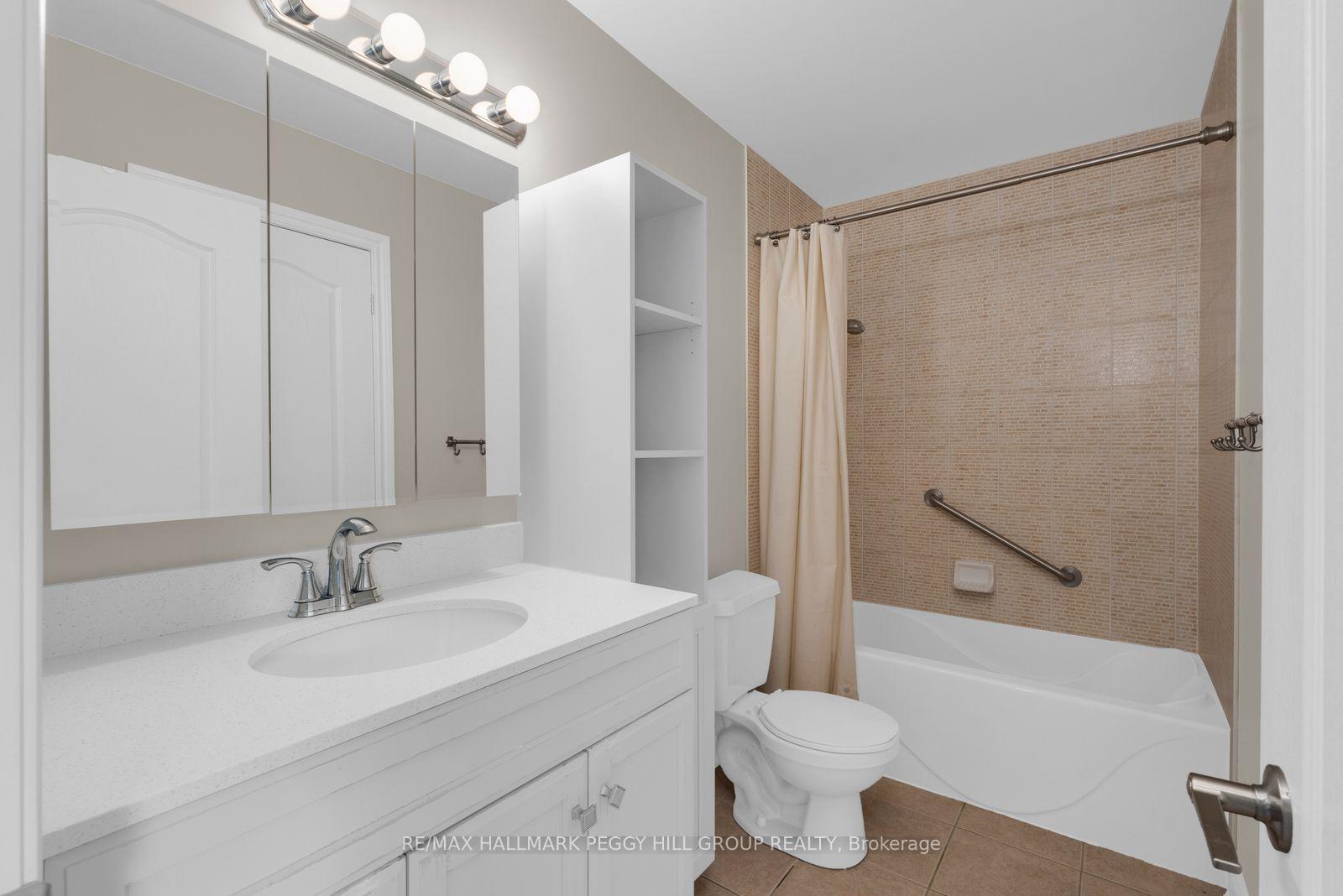 Photo 11 of Unit 11, 125 Huronia Road, Barrie, Painswick North — HOMEH