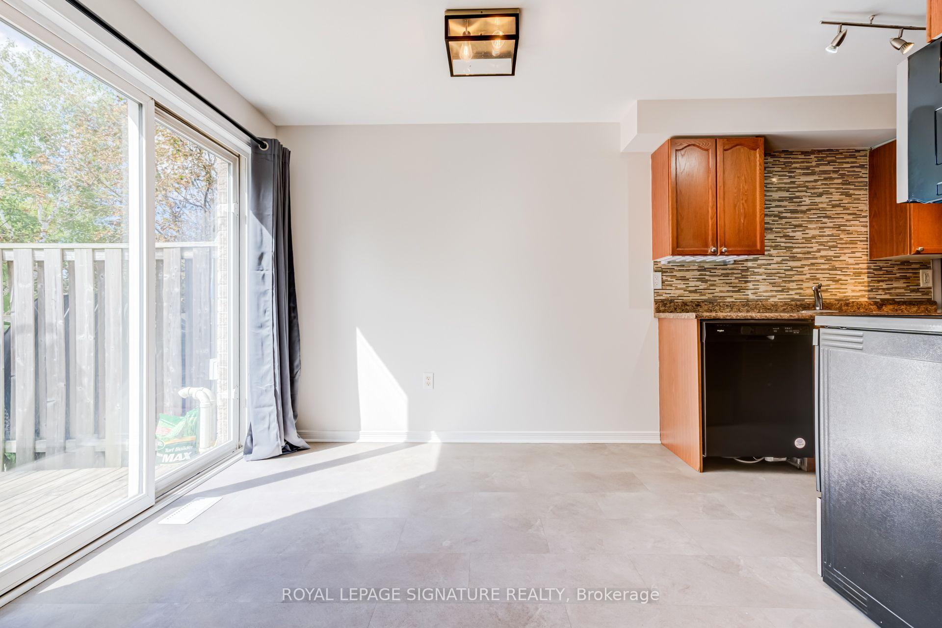 Photo 8 of 58 Goodwin Drive, Barrie, Painswick South — HOMEH