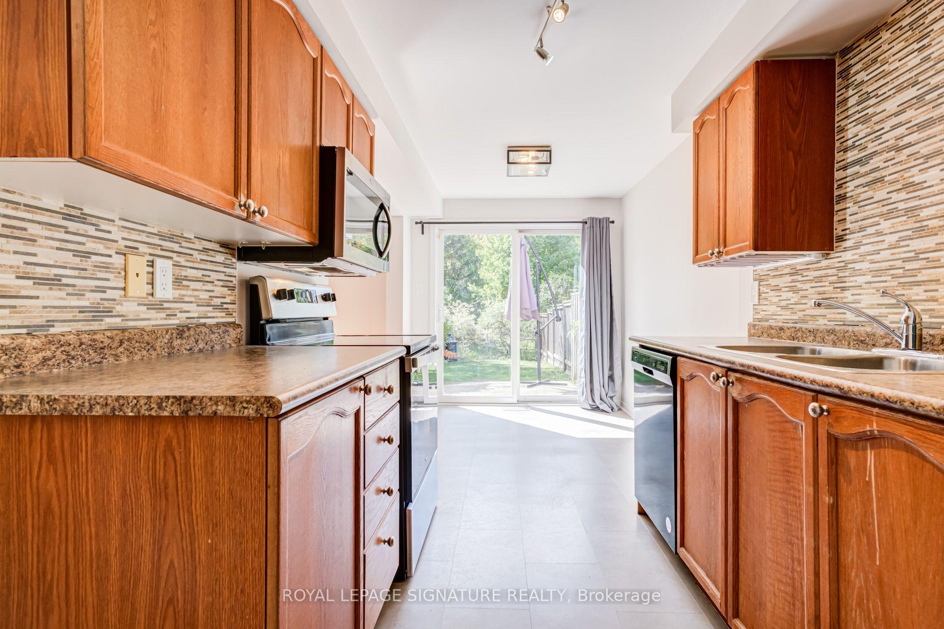 Photo 12 of 58 Goodwin Drive, Barrie, Painswick South — HOMEH