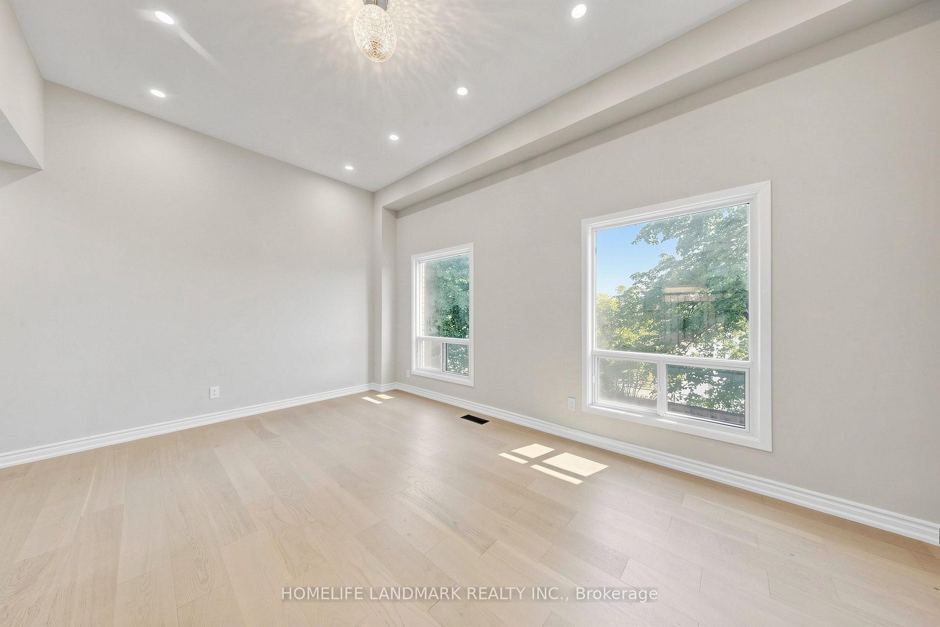 Photo 5 of Unit 63, 1131 Sandhurst Circle, Scarborough, Agincourt North — HOMEH