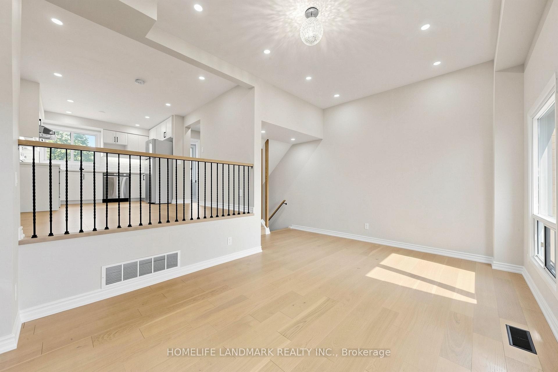 Photo 7 of Unit 63, 1131 Sandhurst Circle, Scarborough, Agincourt North — HOMEH