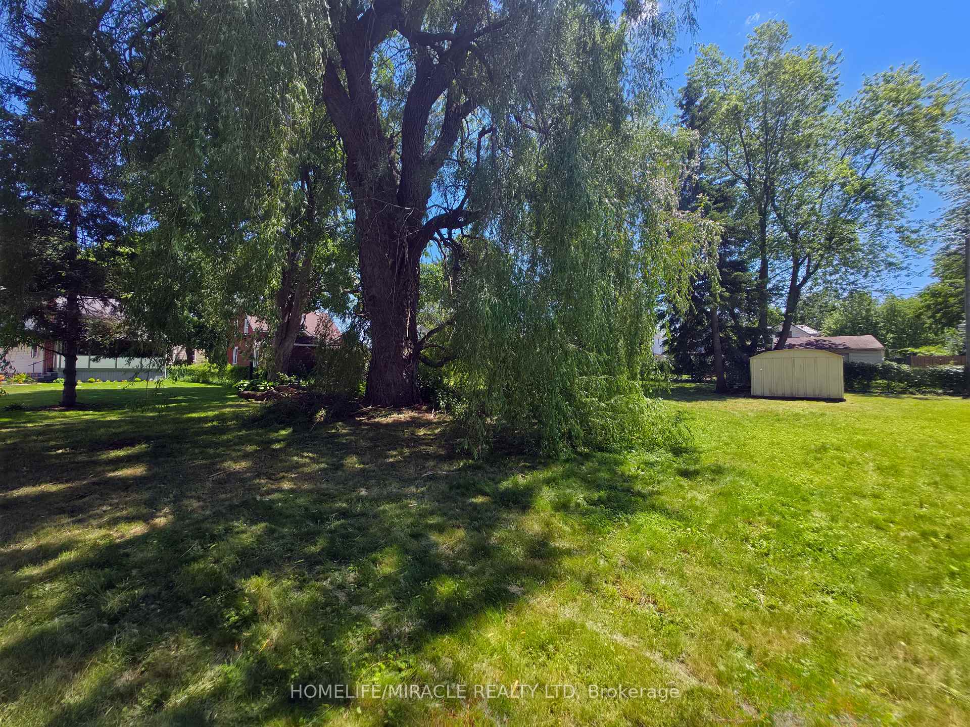 Photo 9 of 17 Goderich Street, Fort Erie, Central — HOMEH