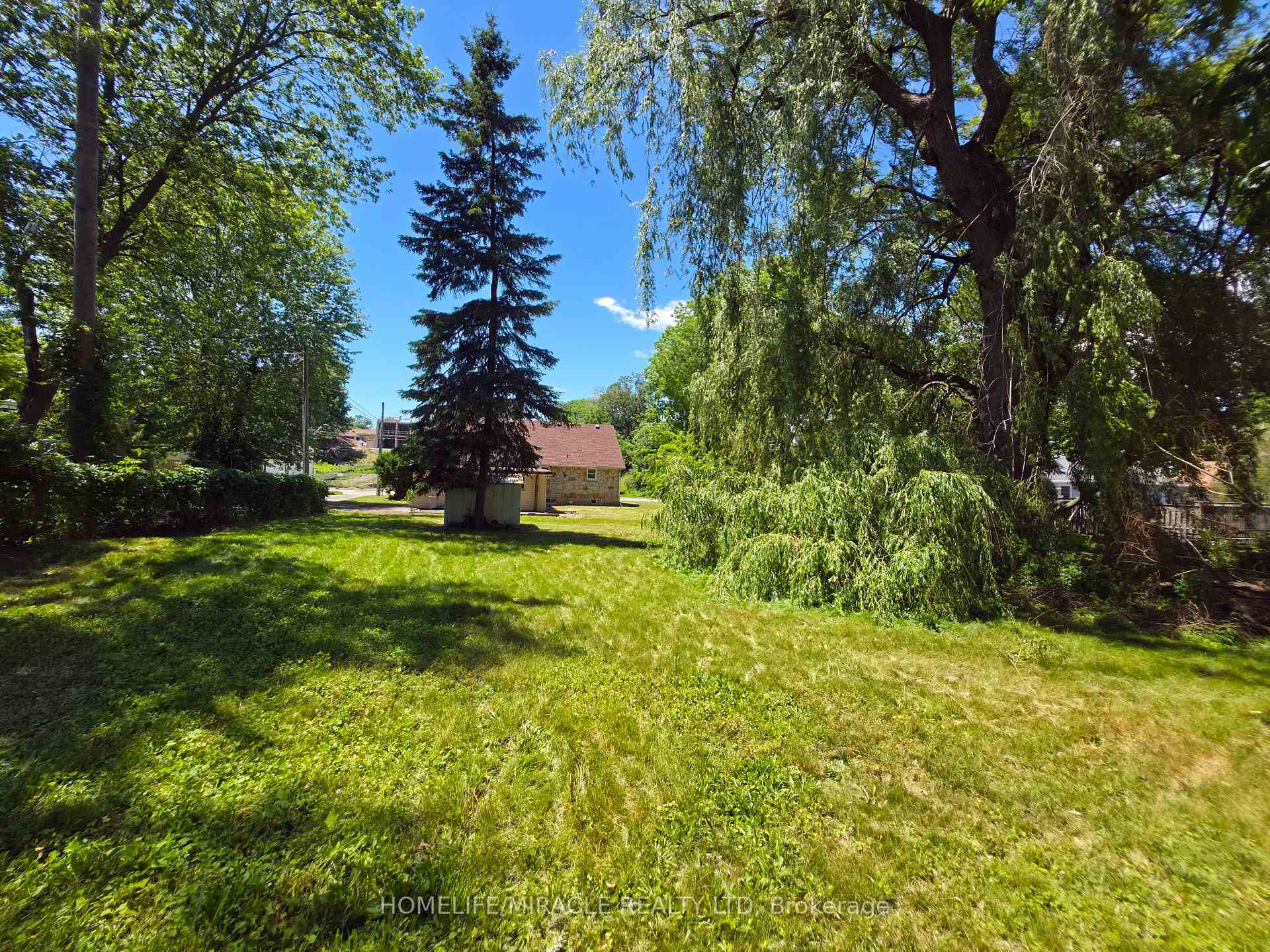Photo 11 of 17 Goderich Street, Fort Erie, Central — HOMEH