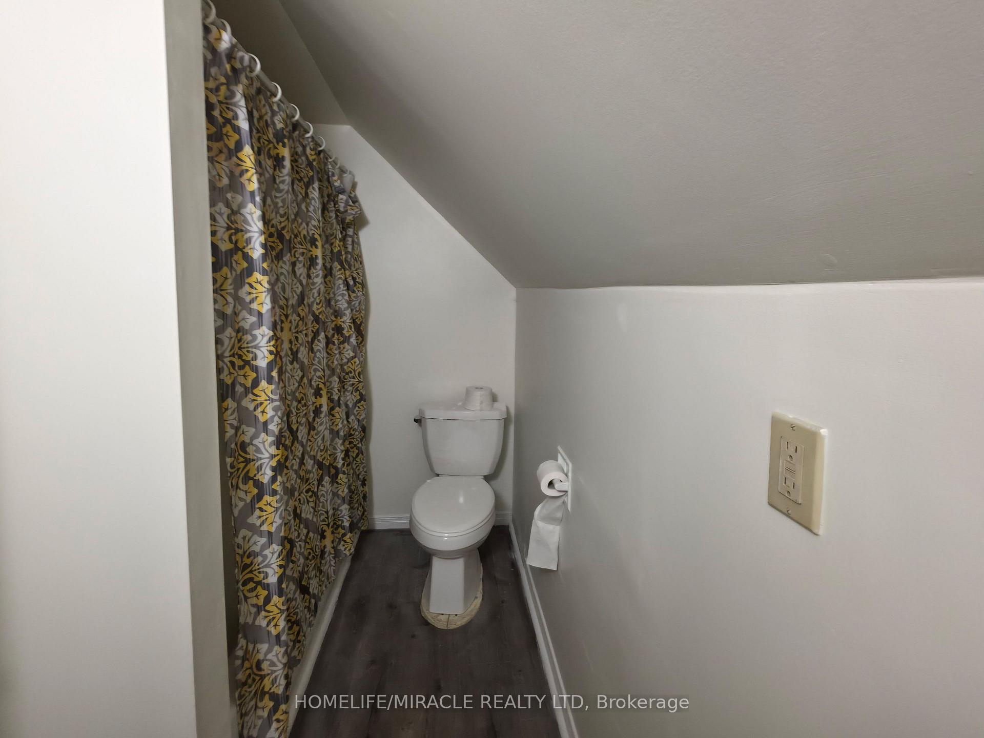 Photo 42 of 17 Goderich Street, Fort Erie, Central — HOMEH