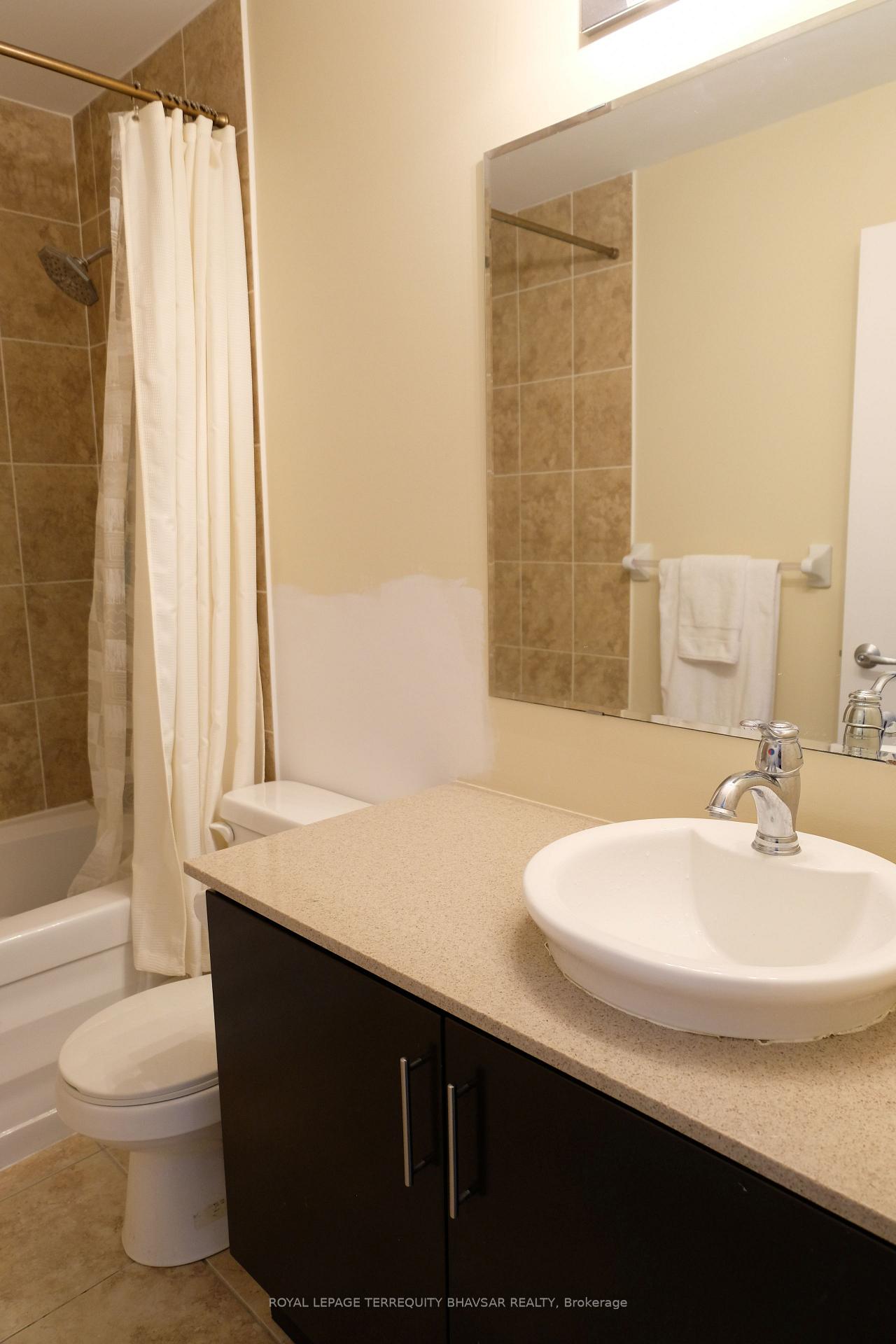 Photo 14 of Unit 505, 410 King Street W, Kitchener, City Commercial Core — HOMEH