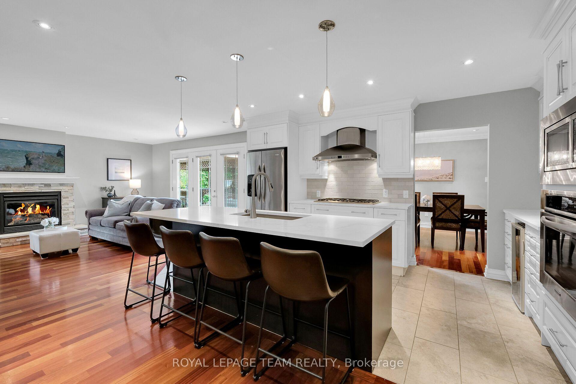 Photo 12 of 861 Dunlevie Avenue, Ottawa, McKellar Heights/Glabar Park — HOMEH