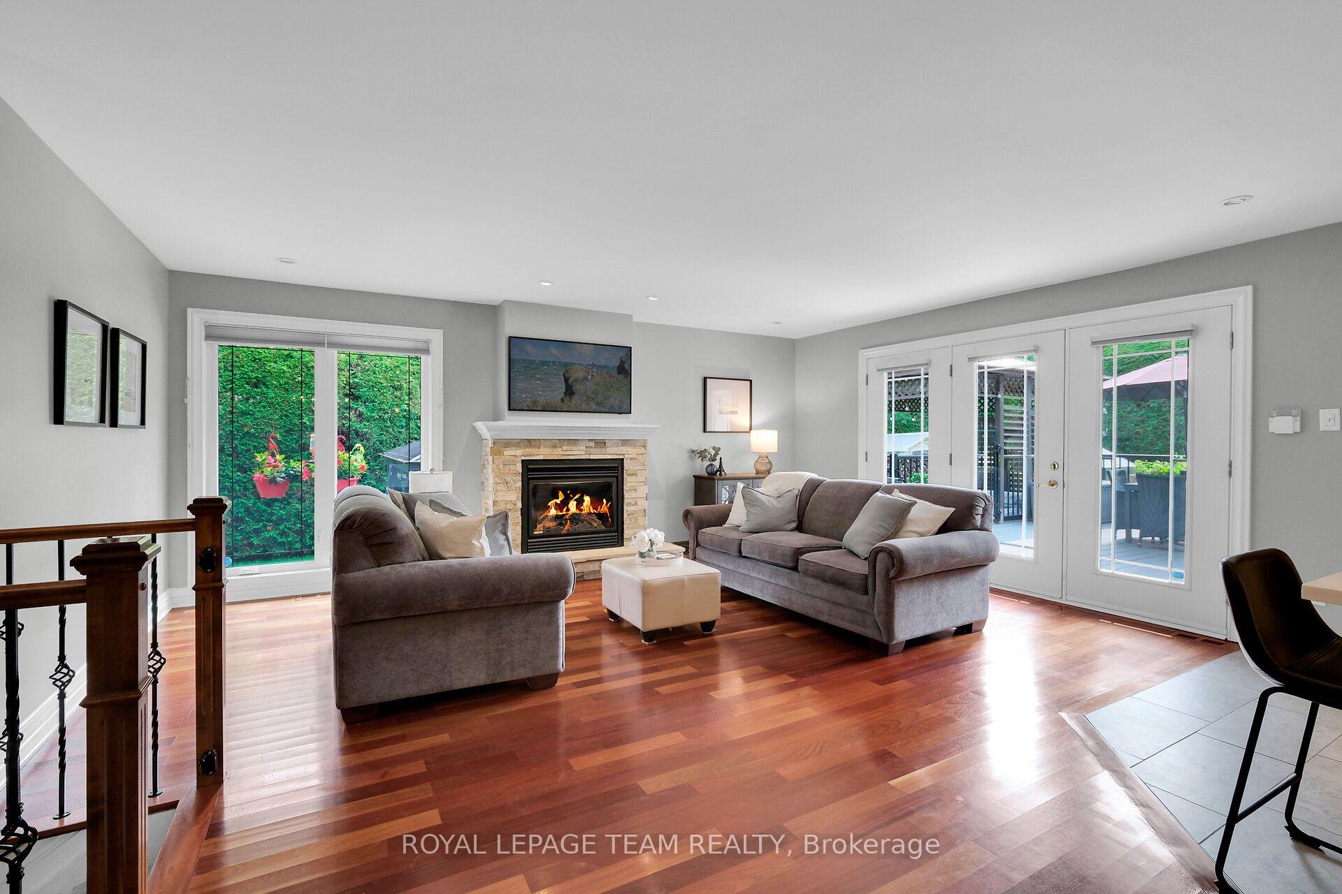 Photo 15 of 861 Dunlevie Avenue, Ottawa, McKellar Heights/Glabar Park — HOMEH