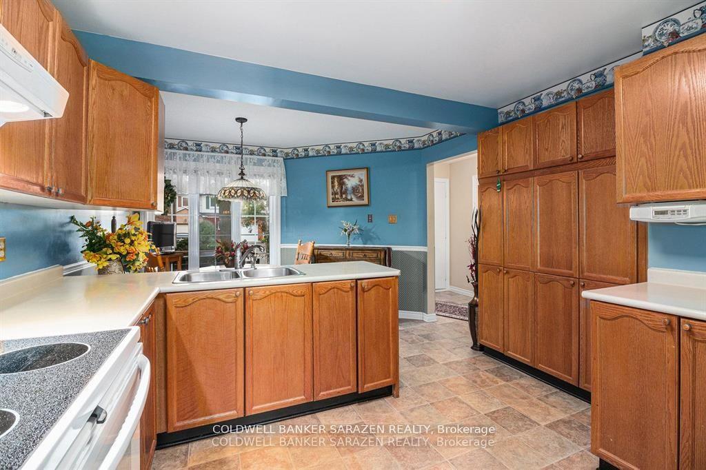 Photo 9 of 557 Latour Crescent, Ottawa, Fallingbrook/Gardenway South — HOMEH