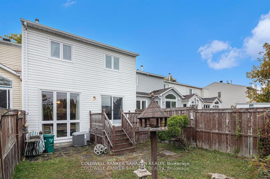 Photo 18 of 557 Latour Crescent, Ottawa, Fallingbrook/Gardenway South — HOMEH