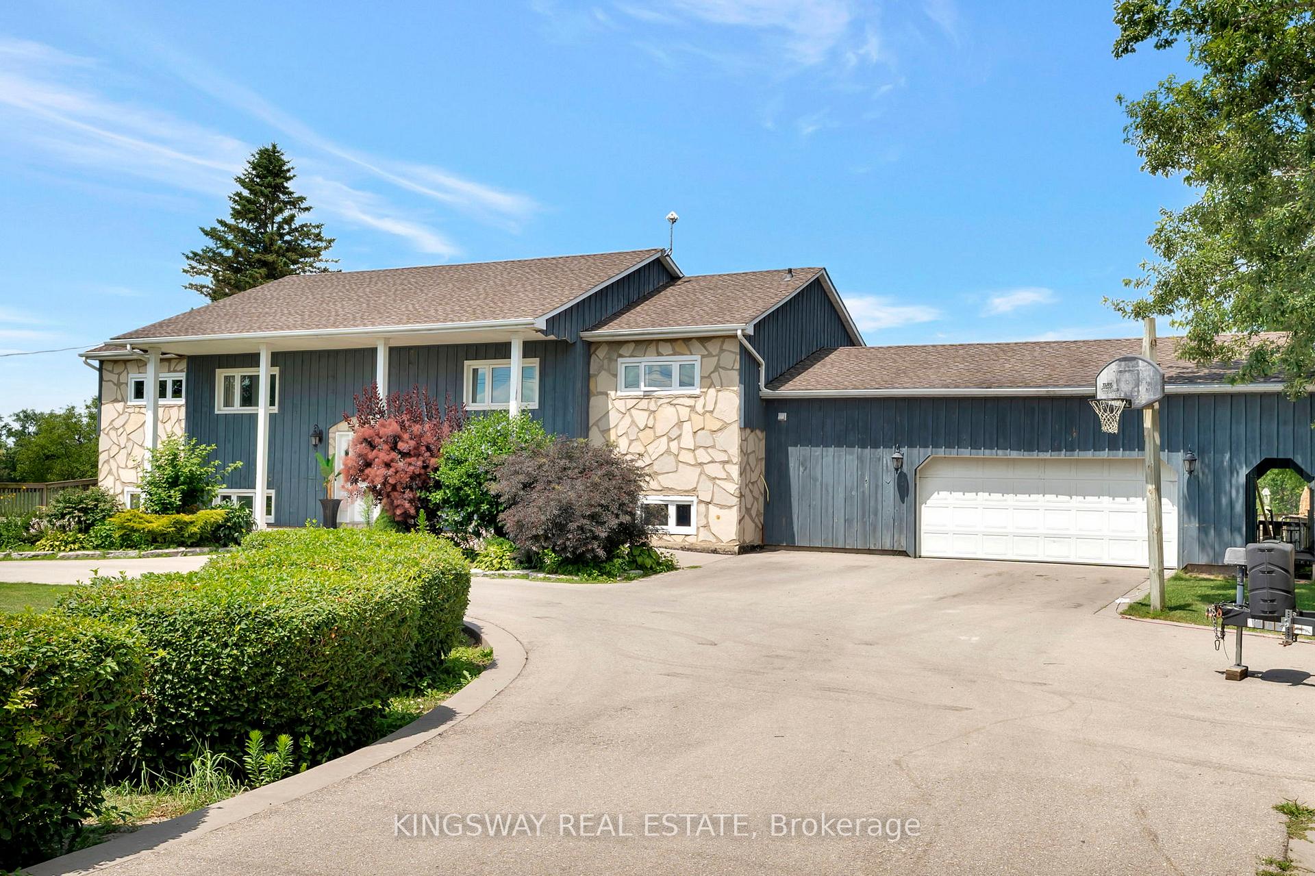 Photo 2 of 2529 Norman Road, Hamilton, Rural Flamborough — HOMEH