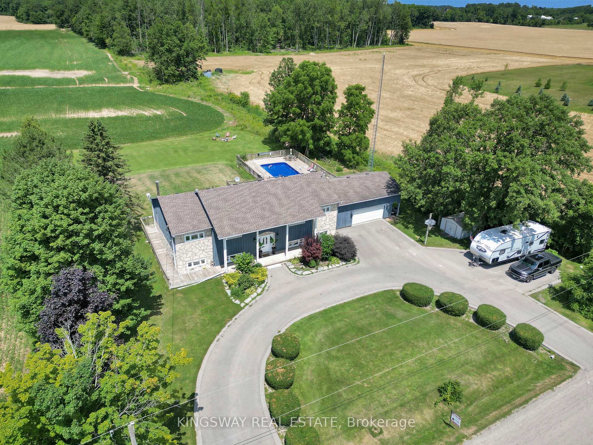 Photo 3 of 2529 Norman Road, Hamilton, Rural Flamborough — HOMEH