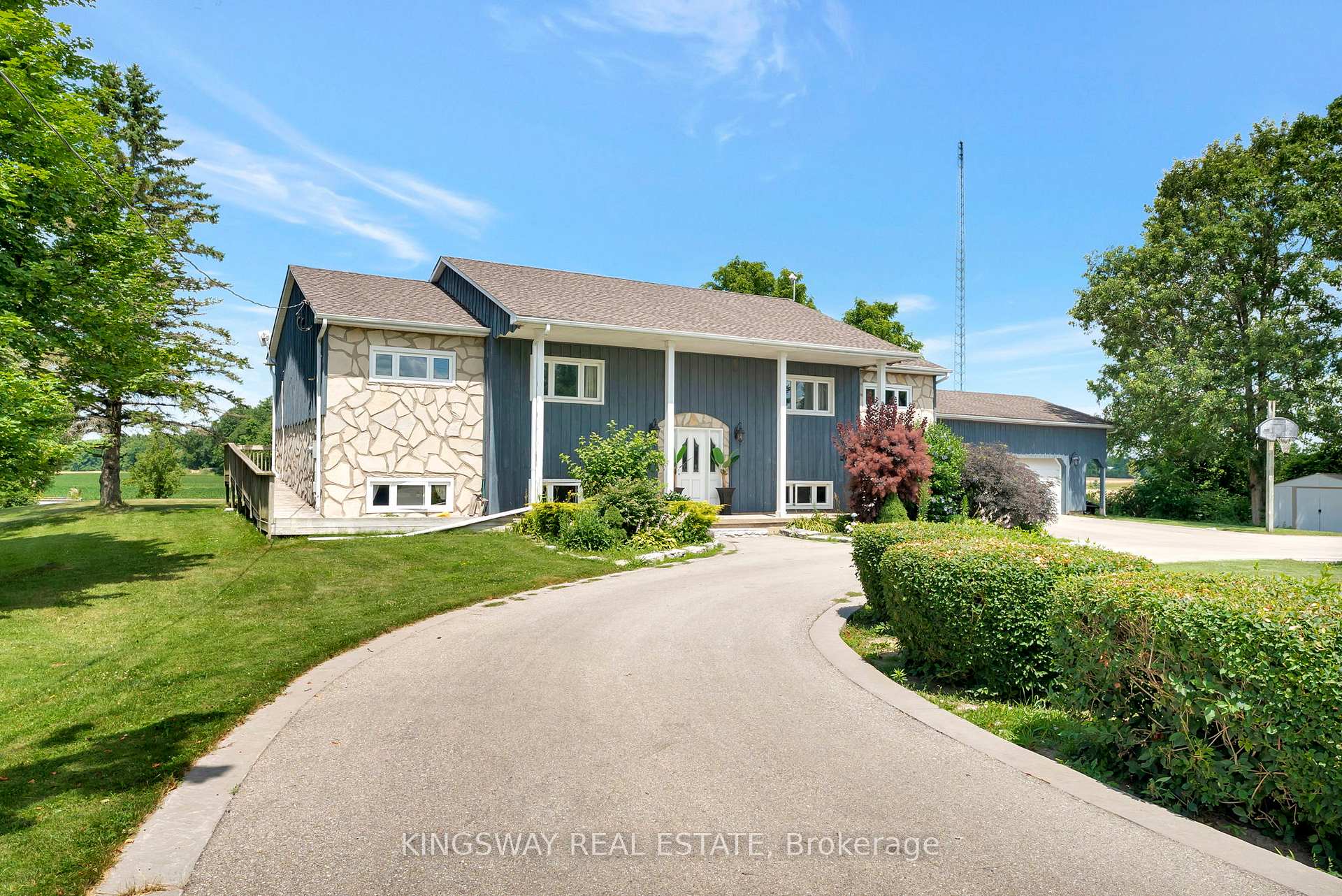 Photo 4 of 2529 Norman Road, Hamilton, Rural Flamborough — HOMEH