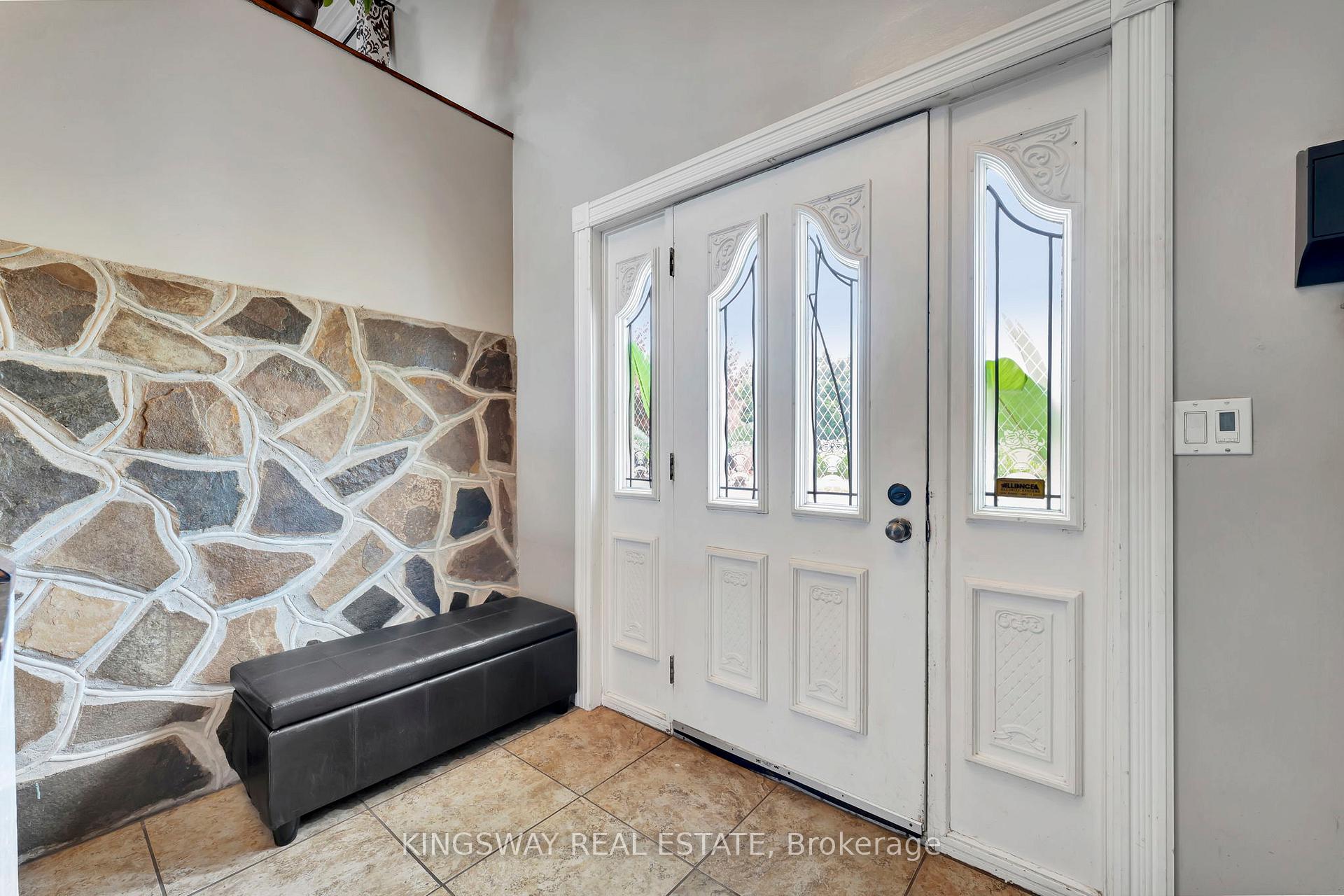 Photo 6 of 2529 Norman Road, Hamilton, Rural Flamborough — HOMEH