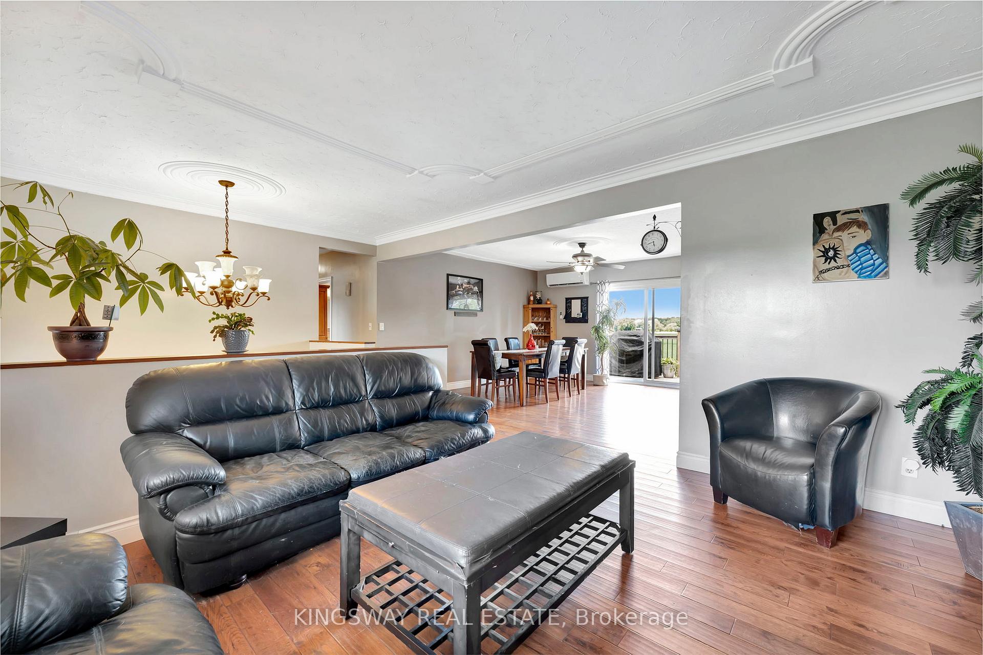 Photo 8 of 2529 Norman Road, Hamilton, Rural Flamborough — HOMEH