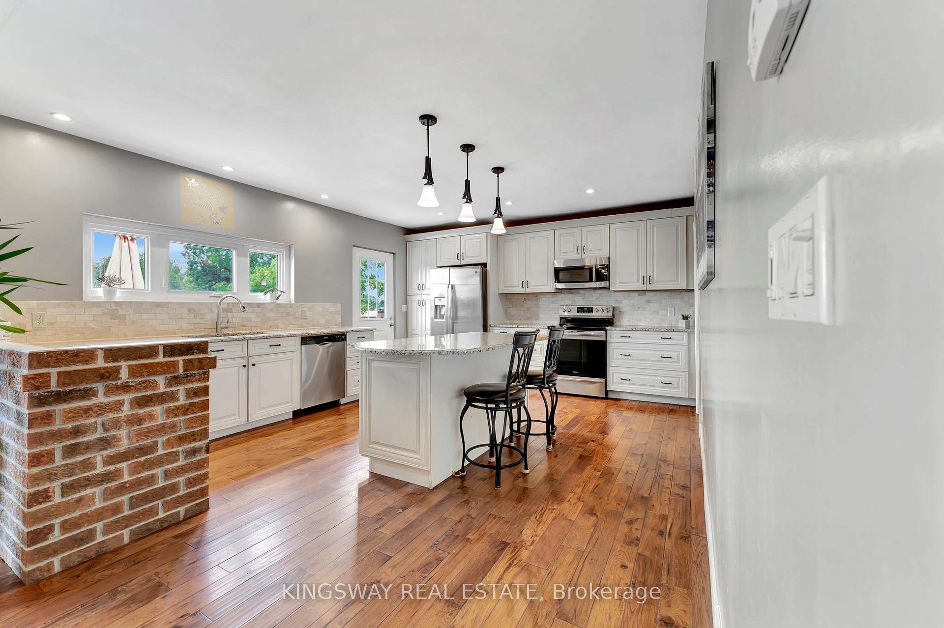 Photo 10 of 2529 Norman Road, Hamilton, Rural Flamborough — HOMEH