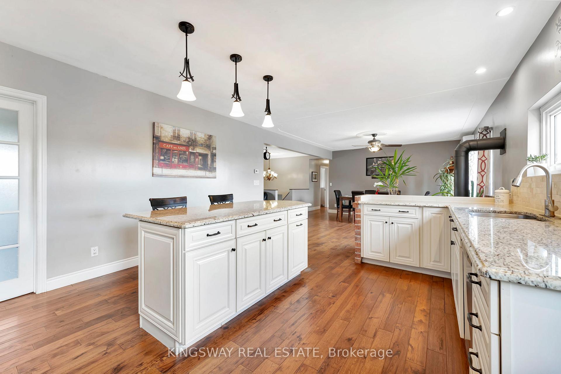 Photo 12 of 2529 Norman Road, Hamilton, Rural Flamborough — HOMEH