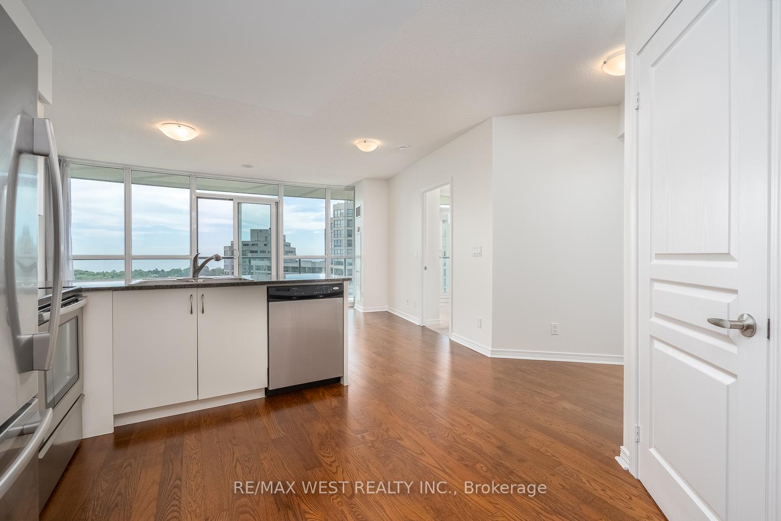 Photo 24 of Unit 908, 2240 Lake Shore Boulevard W, Etobicoke, Mimico — HOMEH