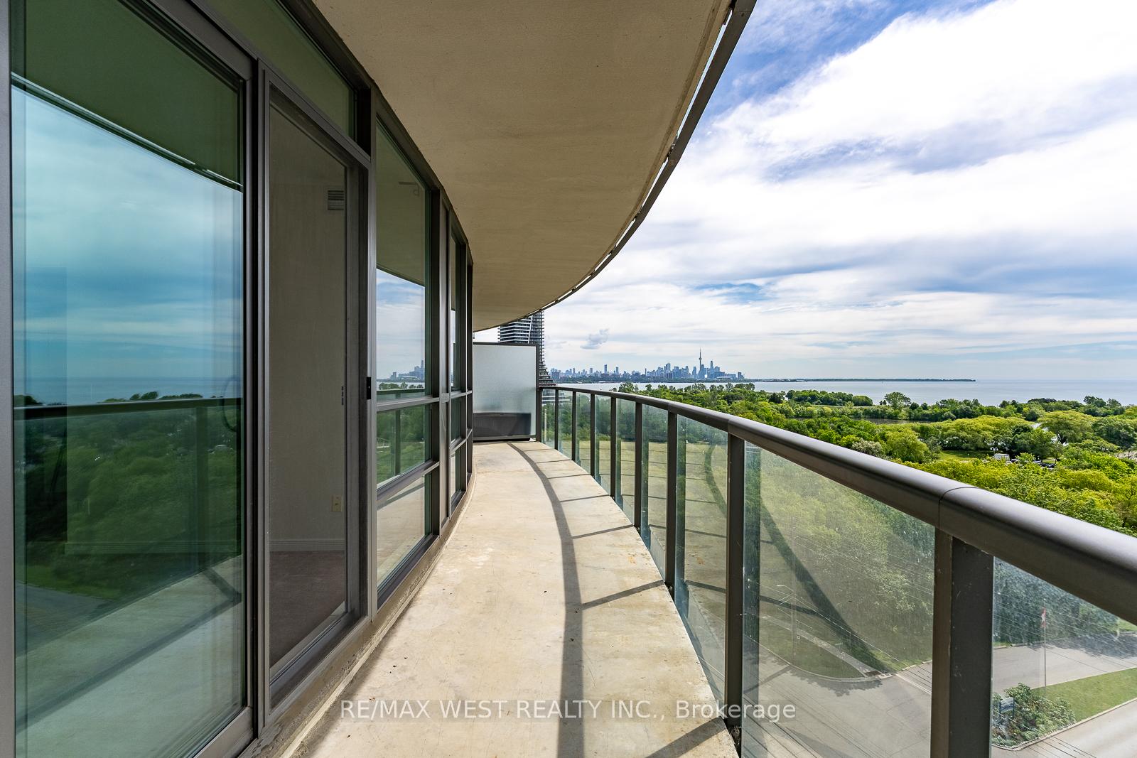Photo 31 of Unit 908, 2240 Lake Shore Boulevard W, Etobicoke, Mimico — HOMEH