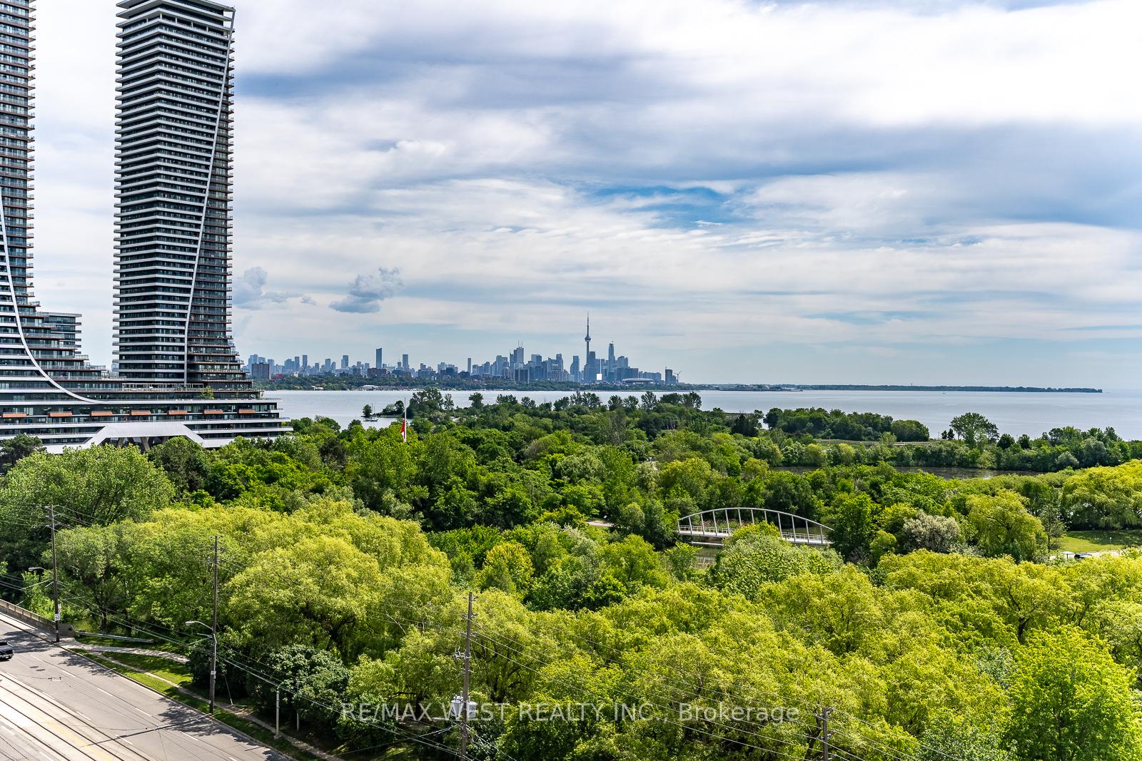 Photo 33 of Unit 908, 2240 Lake Shore Boulevard W, Etobicoke, Mimico — HOMEH
