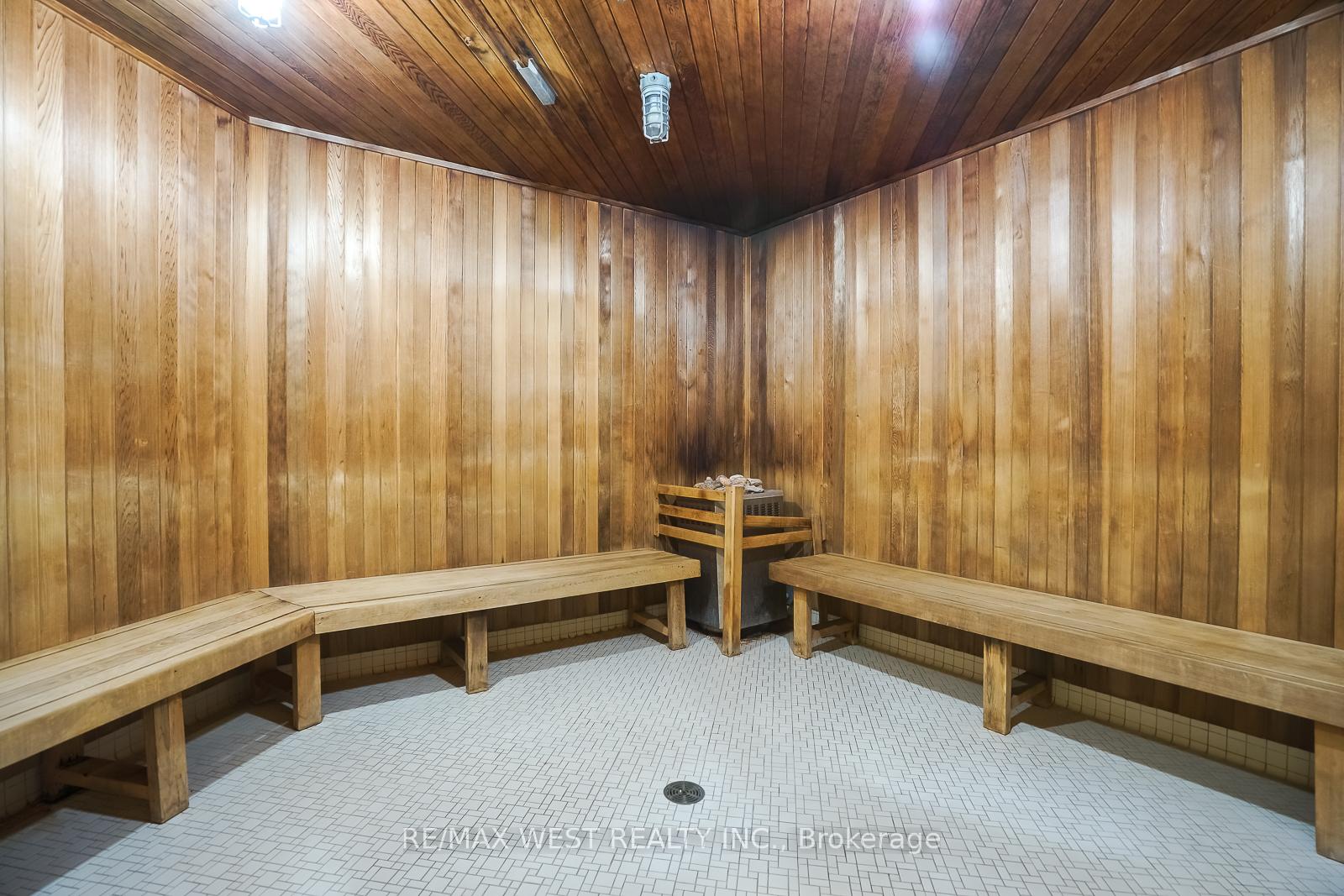 Photo 42 of Unit 908, 2240 Lake Shore Boulevard W, Etobicoke, Mimico — HOMEH