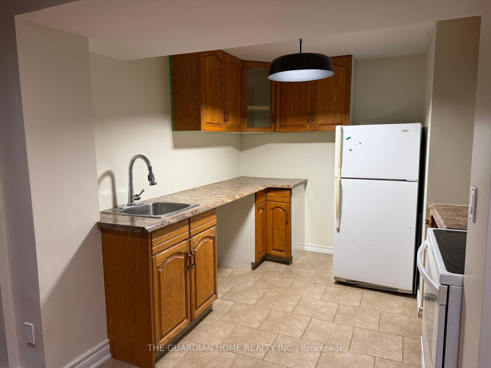 Photo 6 of Unit Bsmt, 19 Bolger Place, Etobicoke, West Humber-Clairville — HOMEH