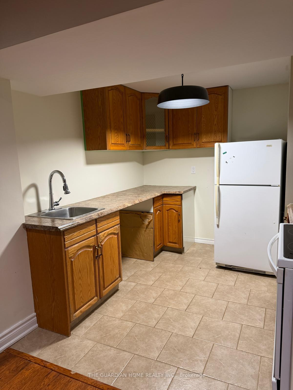 Photo 7 of Unit Bsmt, 19 Bolger Place, Etobicoke, West Humber-Clairville — HOMEH