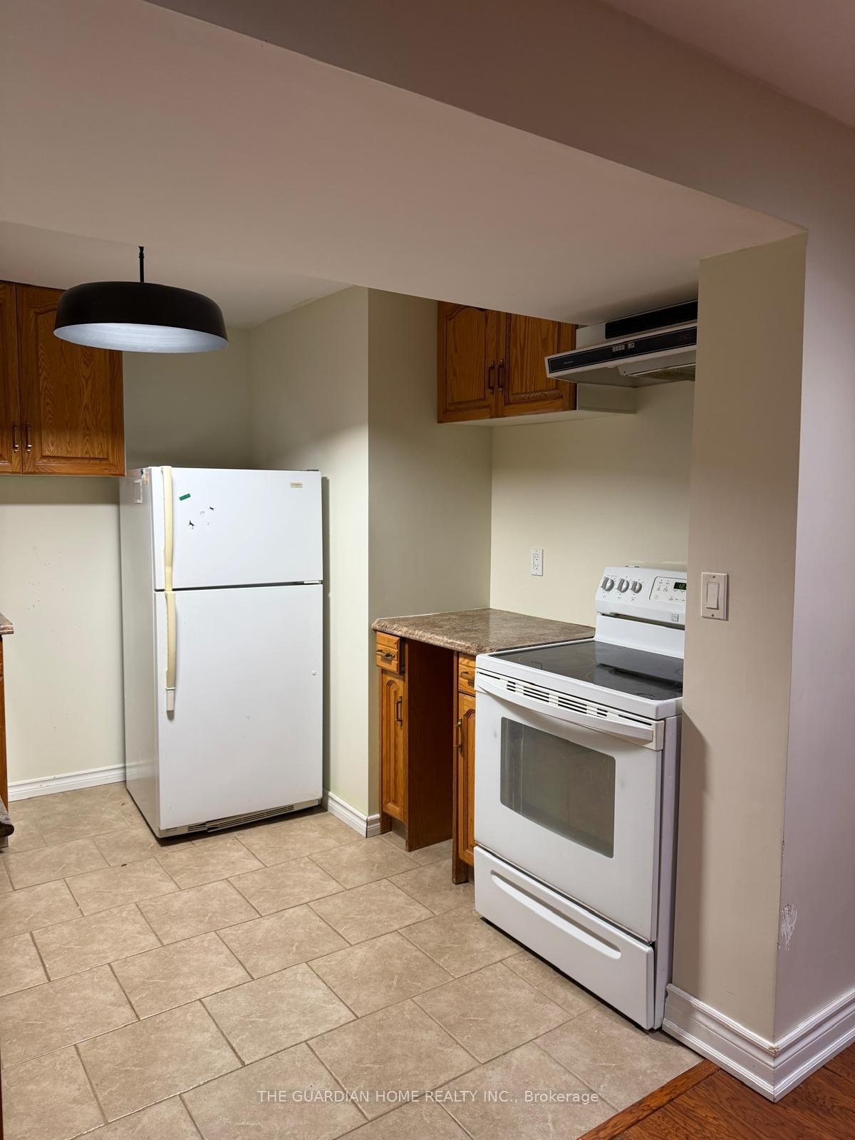 Photo 8 of Unit Bsmt, 19 Bolger Place, Etobicoke, West Humber-Clairville — HOMEH