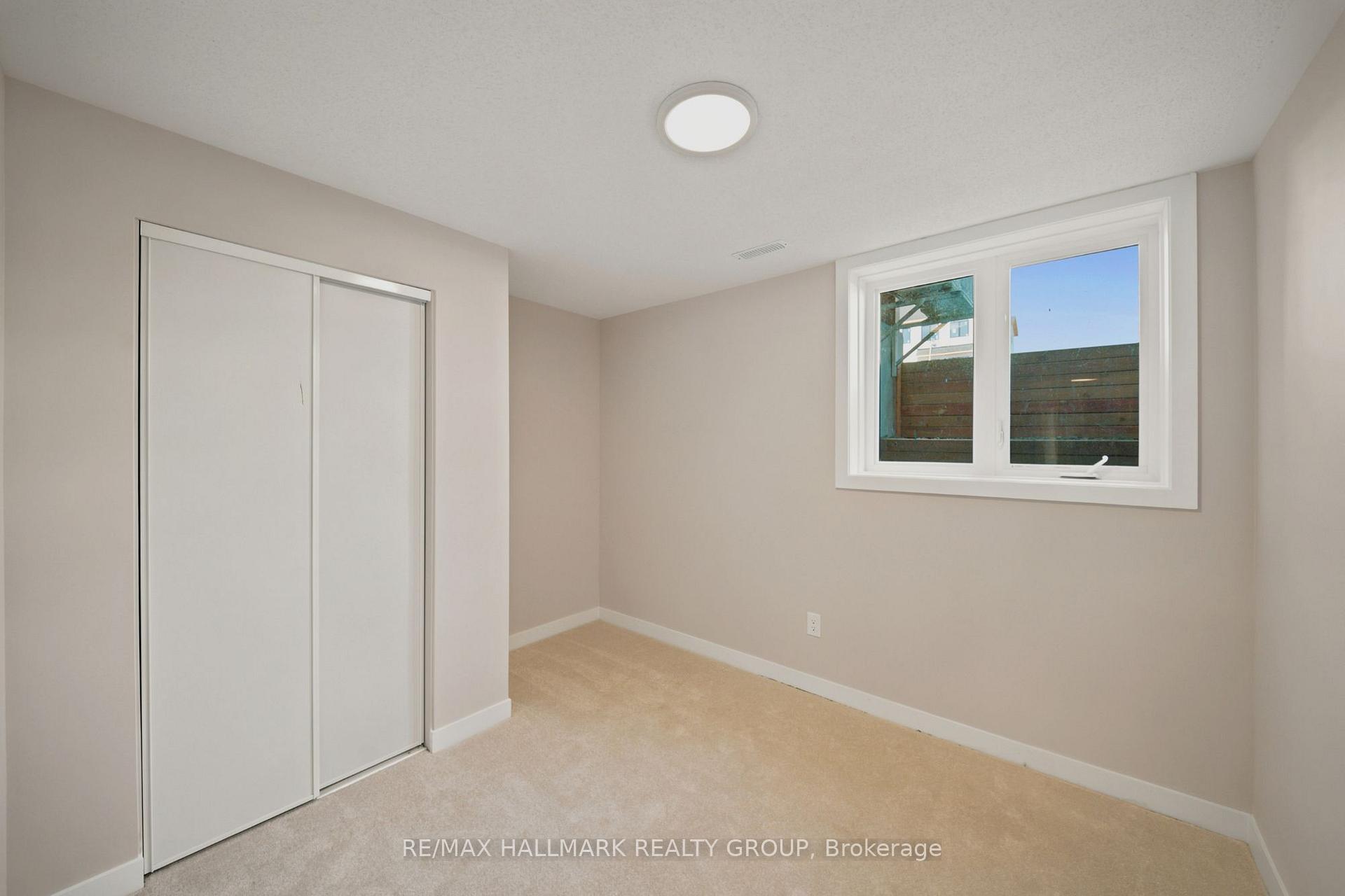 Photo 15 of Unit D, 142 Conservancy Drive, Ottawa, Barrhaven - Heritage Park — HOMEH