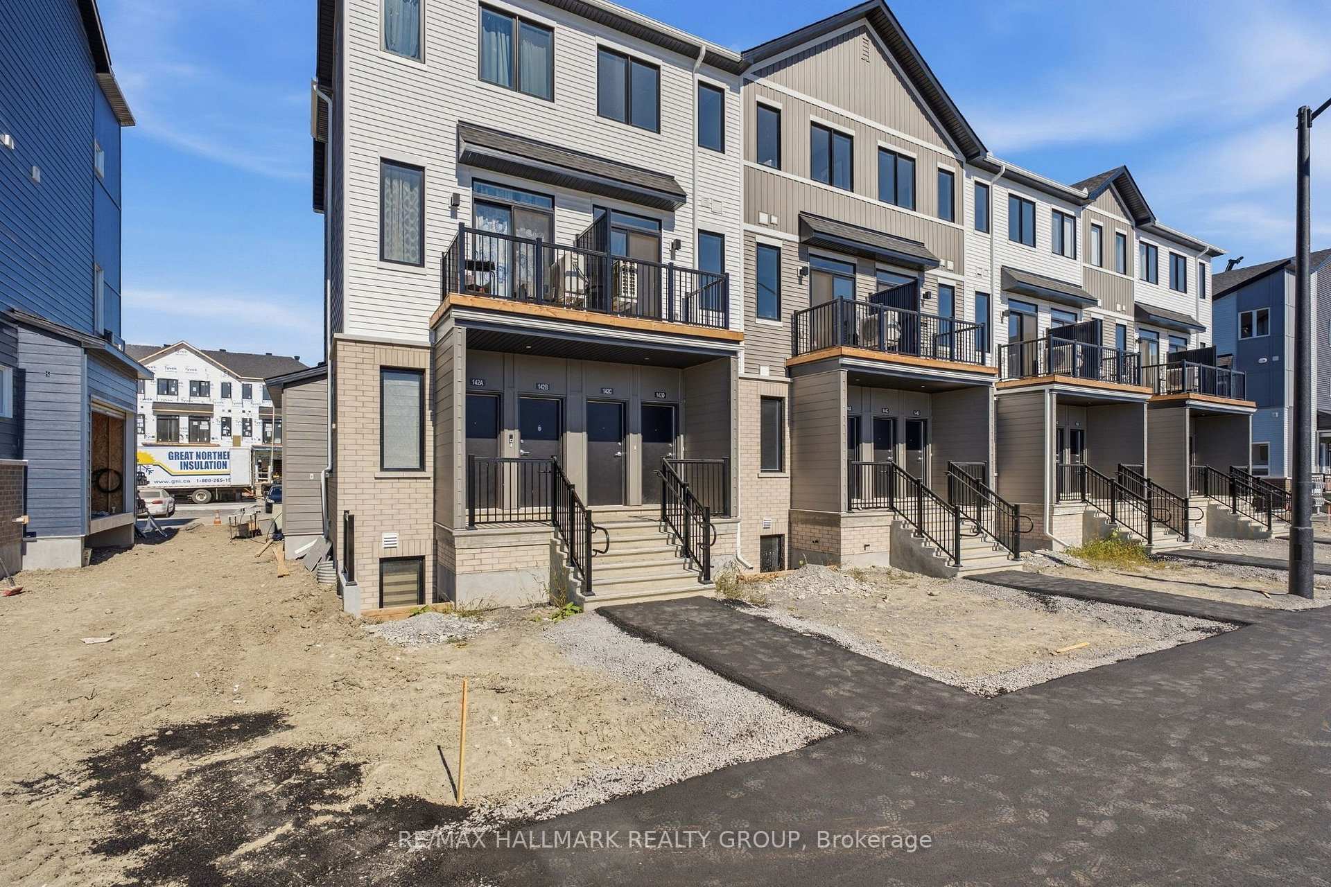 Photo 17 of Unit D, 142 Conservancy Drive, Ottawa, Barrhaven - Heritage Park — HOMEH