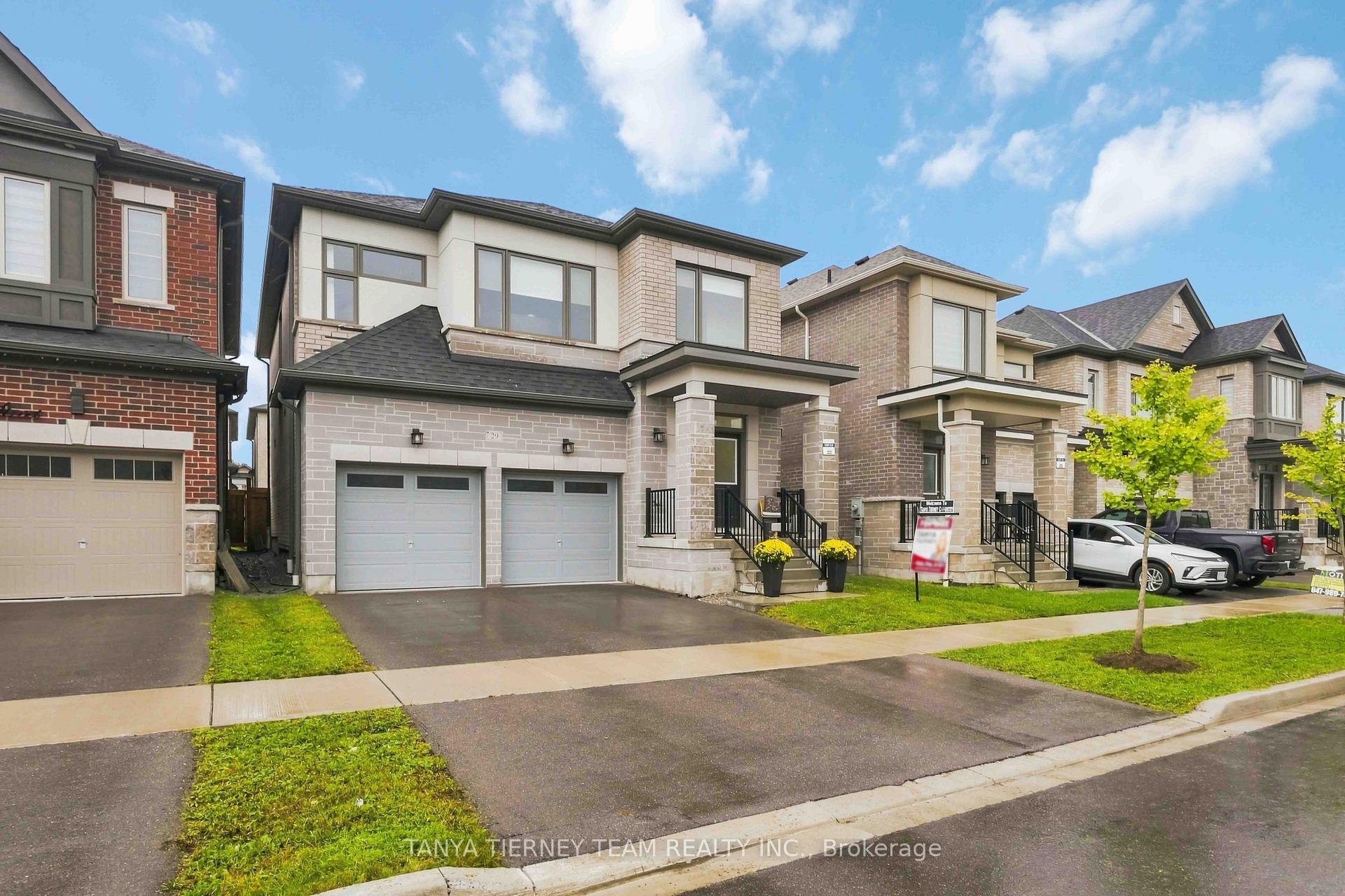 Photo 2 of 29 Vickery Street, Whitby, Rural Whitby — HOMEH