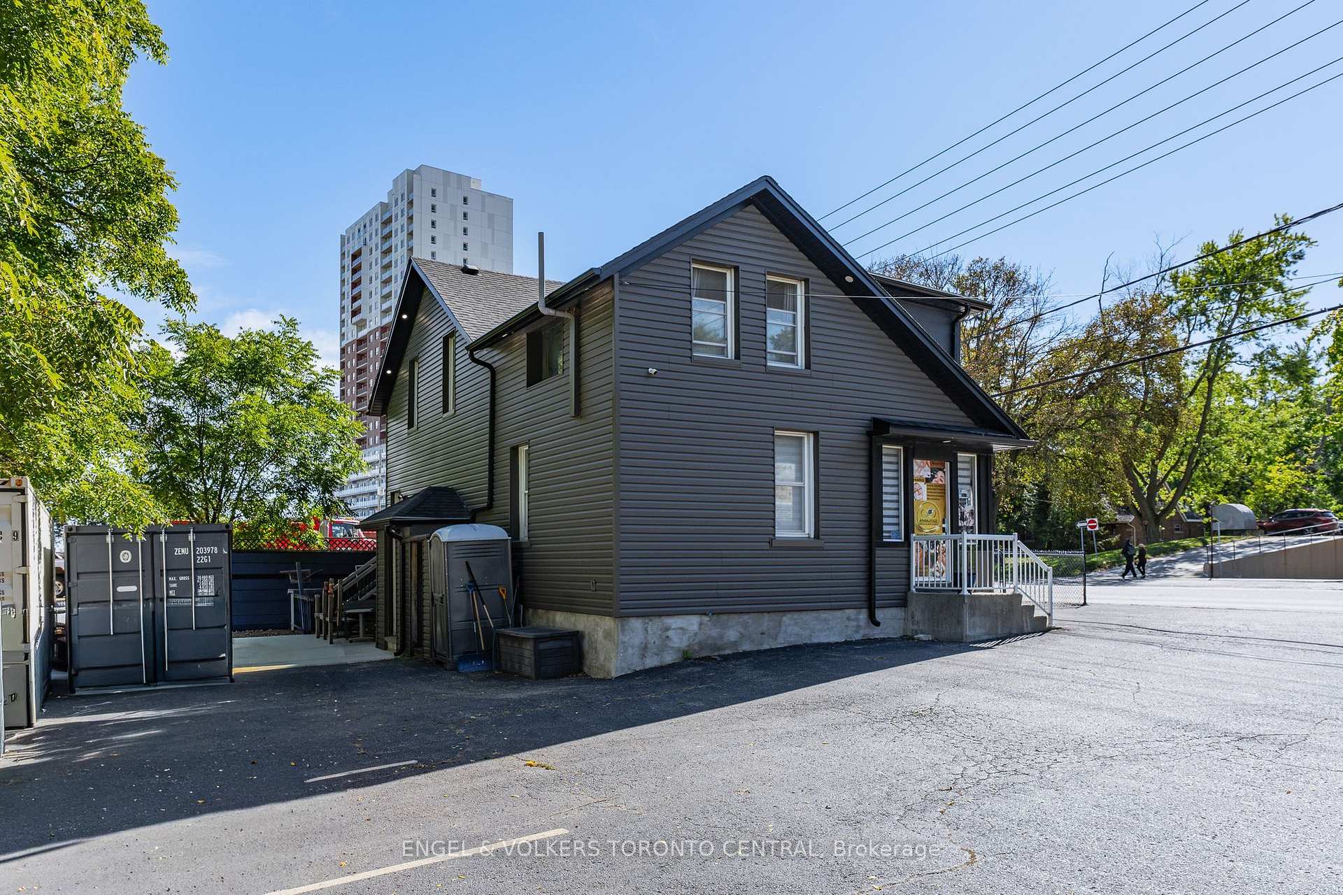 Photo 25 of 3188 King Street E, Kitchener, Chicopee/Freeport — HOMEH