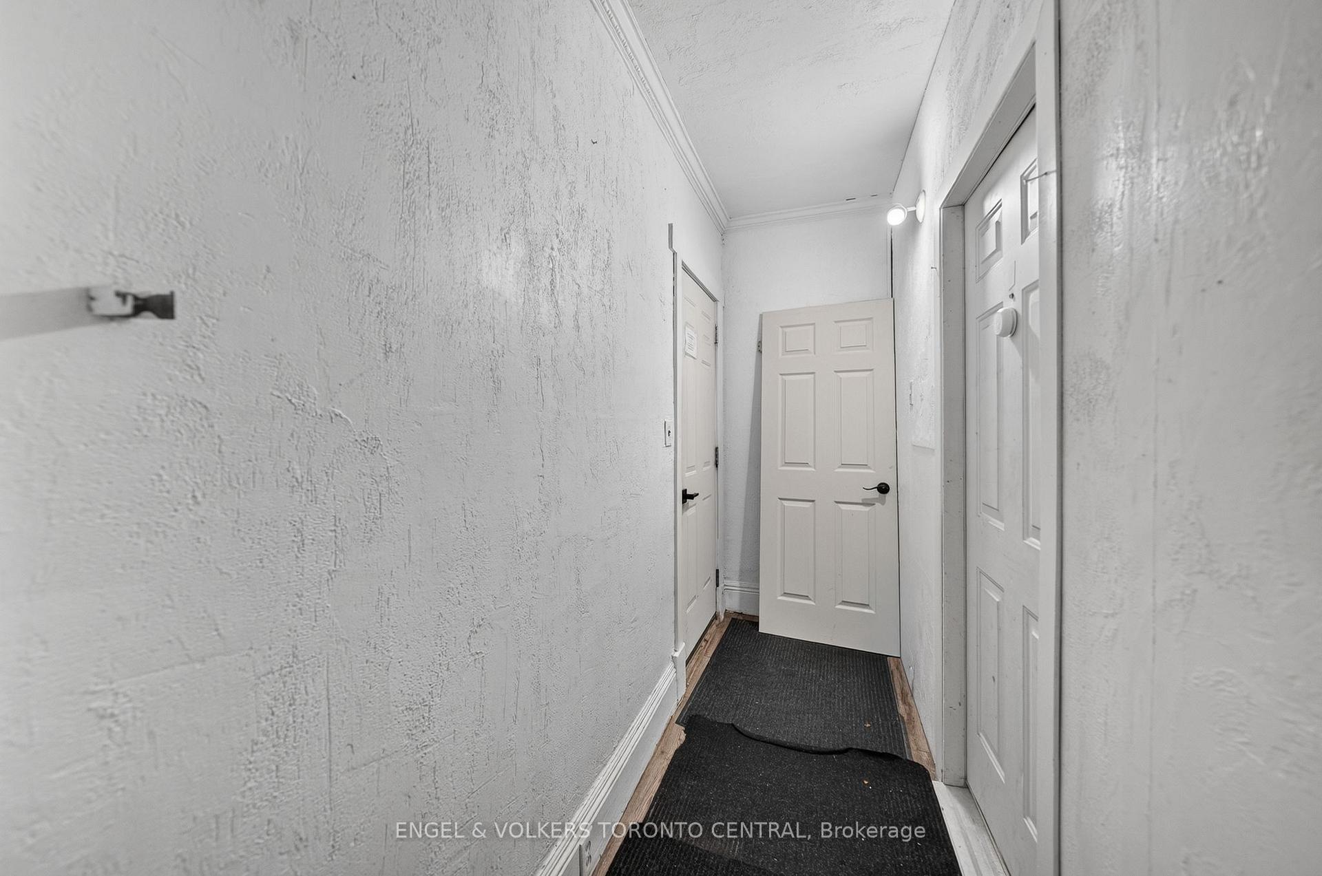 Photo 28 of 3188 King Street E, Kitchener, Chicopee/Freeport — HOMEH