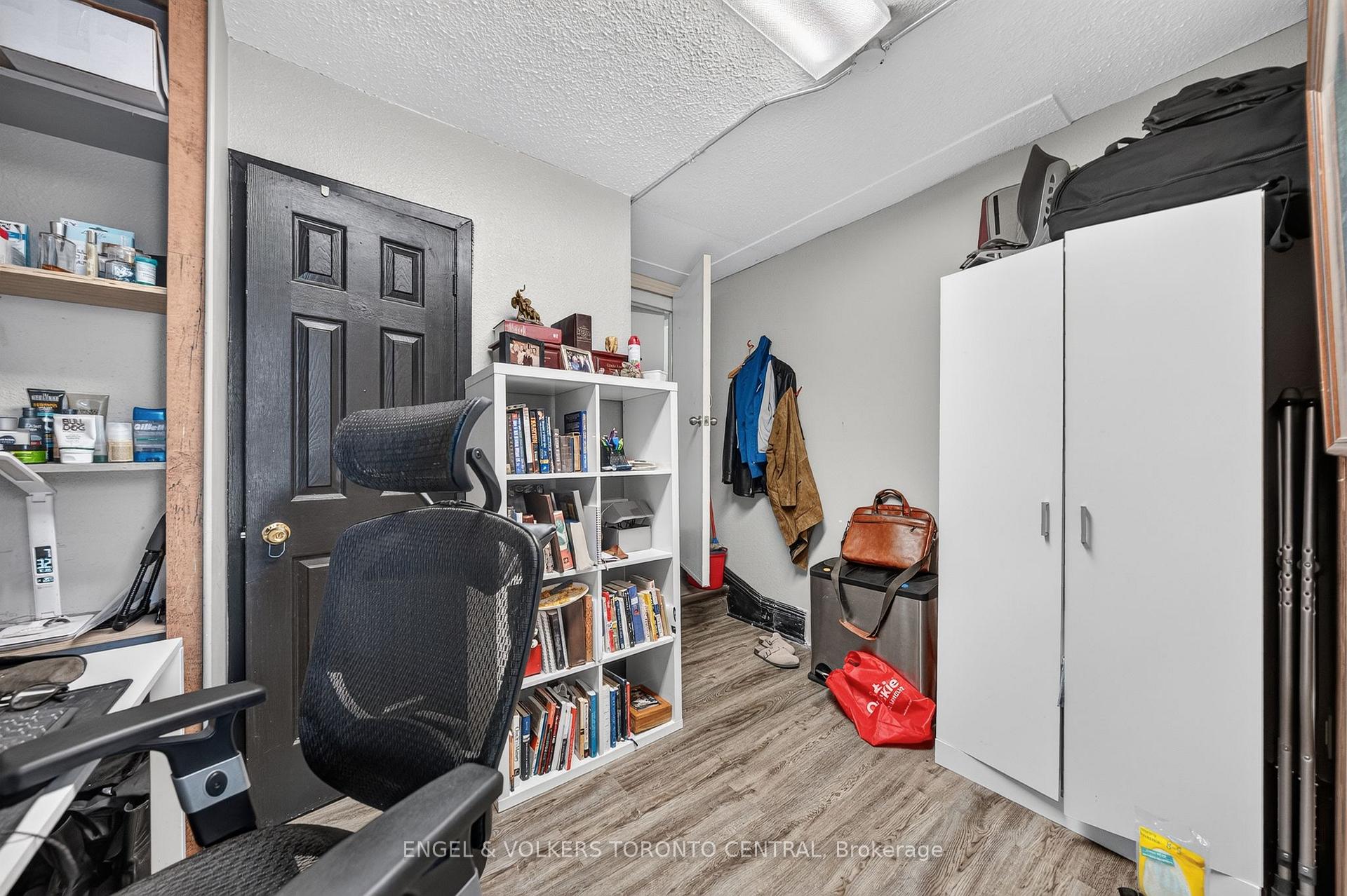 Photo 43 of 3188 King Street E, Kitchener, Chicopee/Freeport — HOMEH