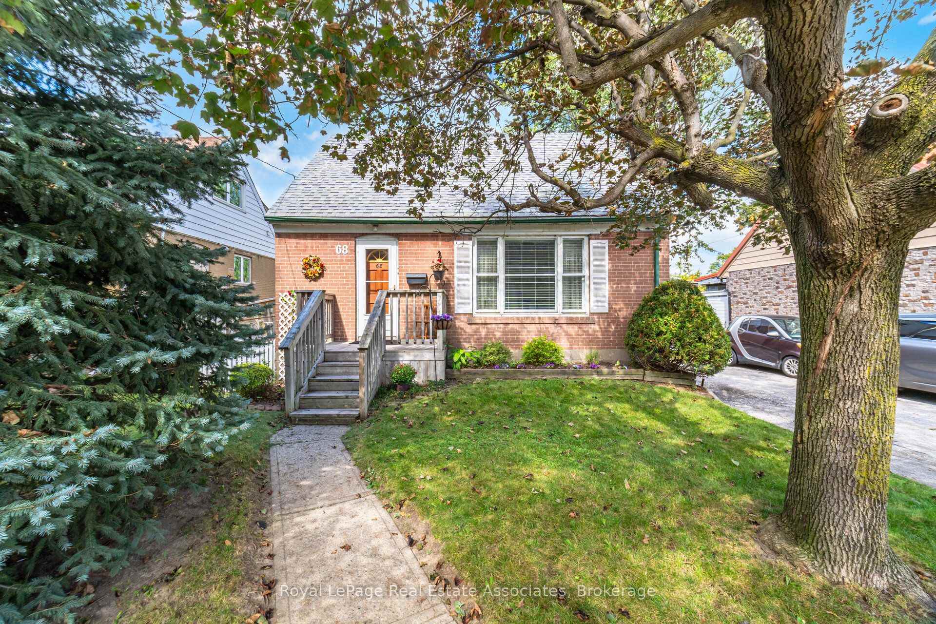 Photo of 68 Allenby Avenue