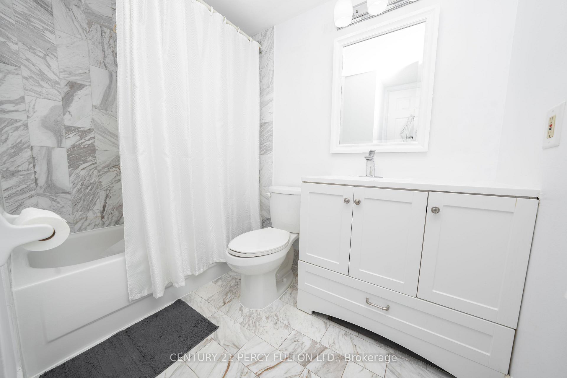 Photo 9 of Unit 508, 325 Webb Drive, Mississauga, City Centre — HOMEH