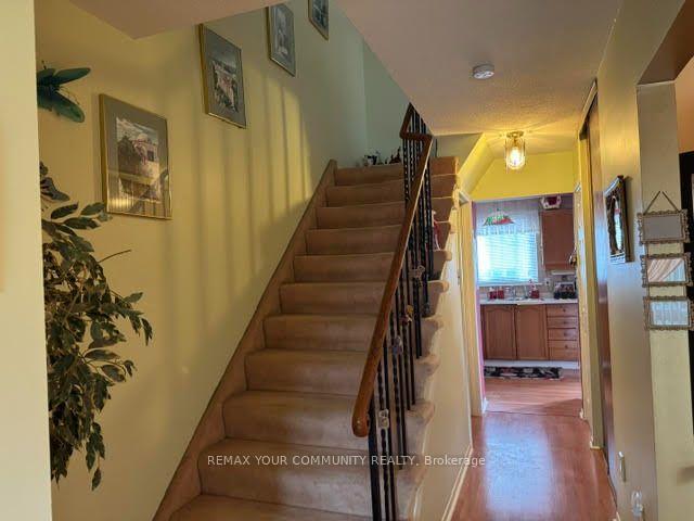 Photo 4 of 12 Jacques Lane, Ajax, South East — HOMEH