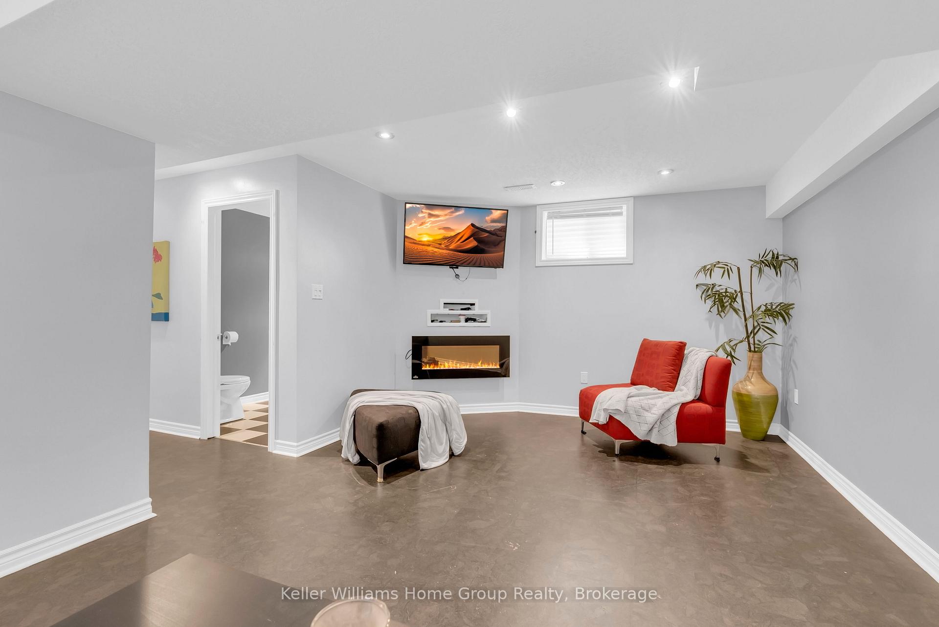 Photo 42 of 212 Goodwin Drive, Guelph, Pineridge/Westminster Woods — HOMEH