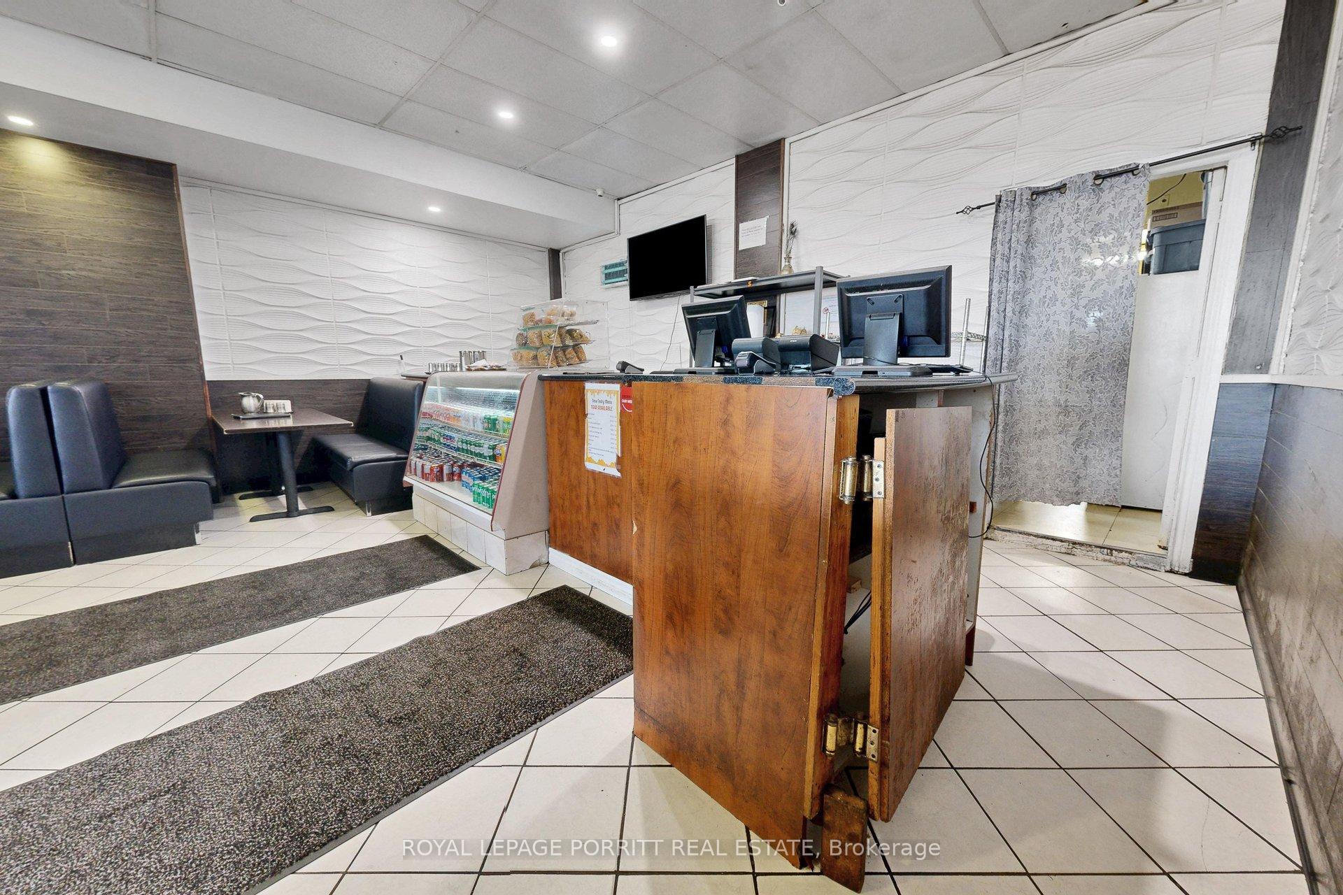 Photo 8 of 2633 Eglinton Avenue E, Scarborough, Kennedy Park — HOMEH