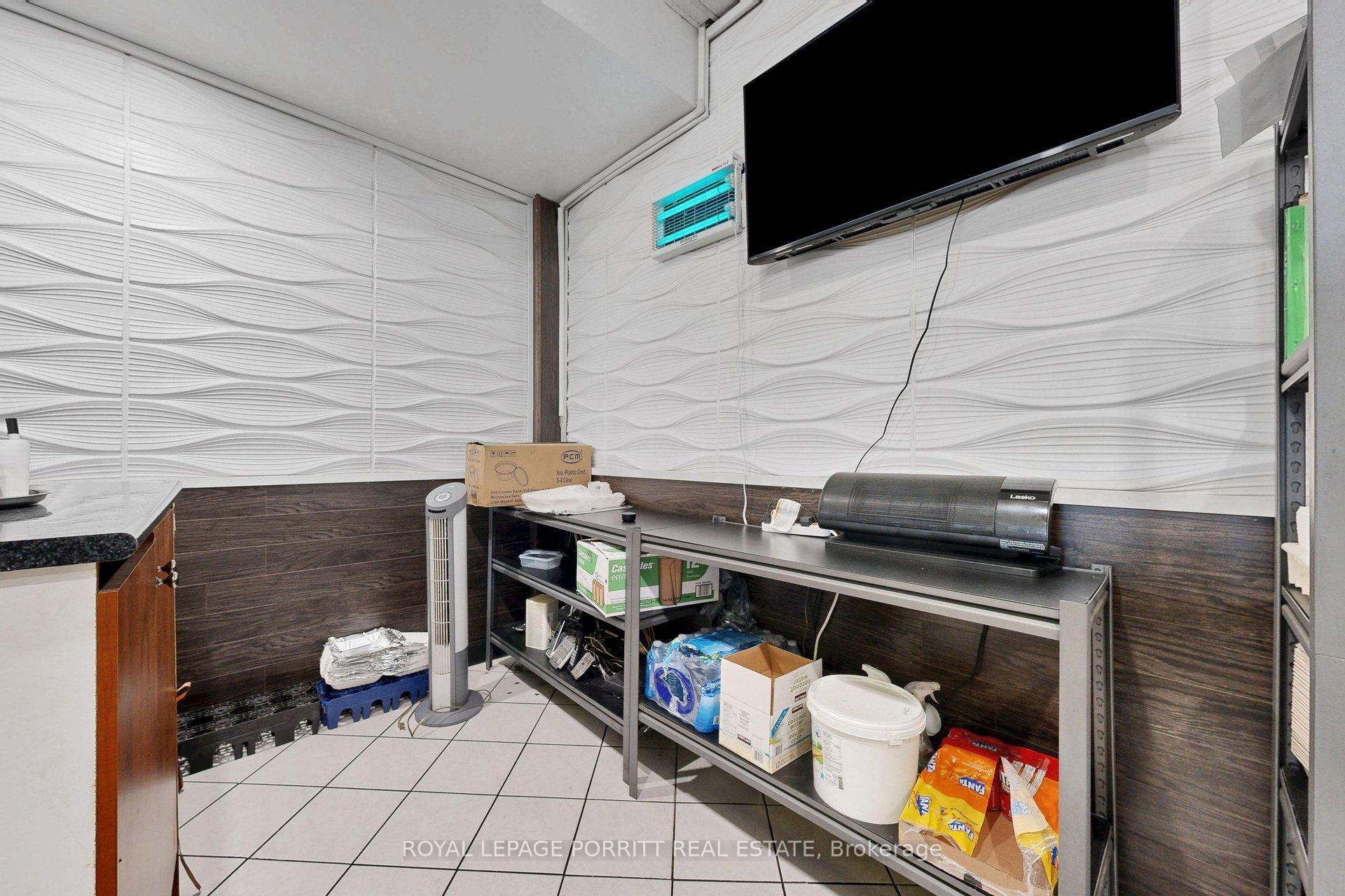 Photo 10 of 2633 Eglinton Avenue E, Scarborough, Kennedy Park — HOMEH