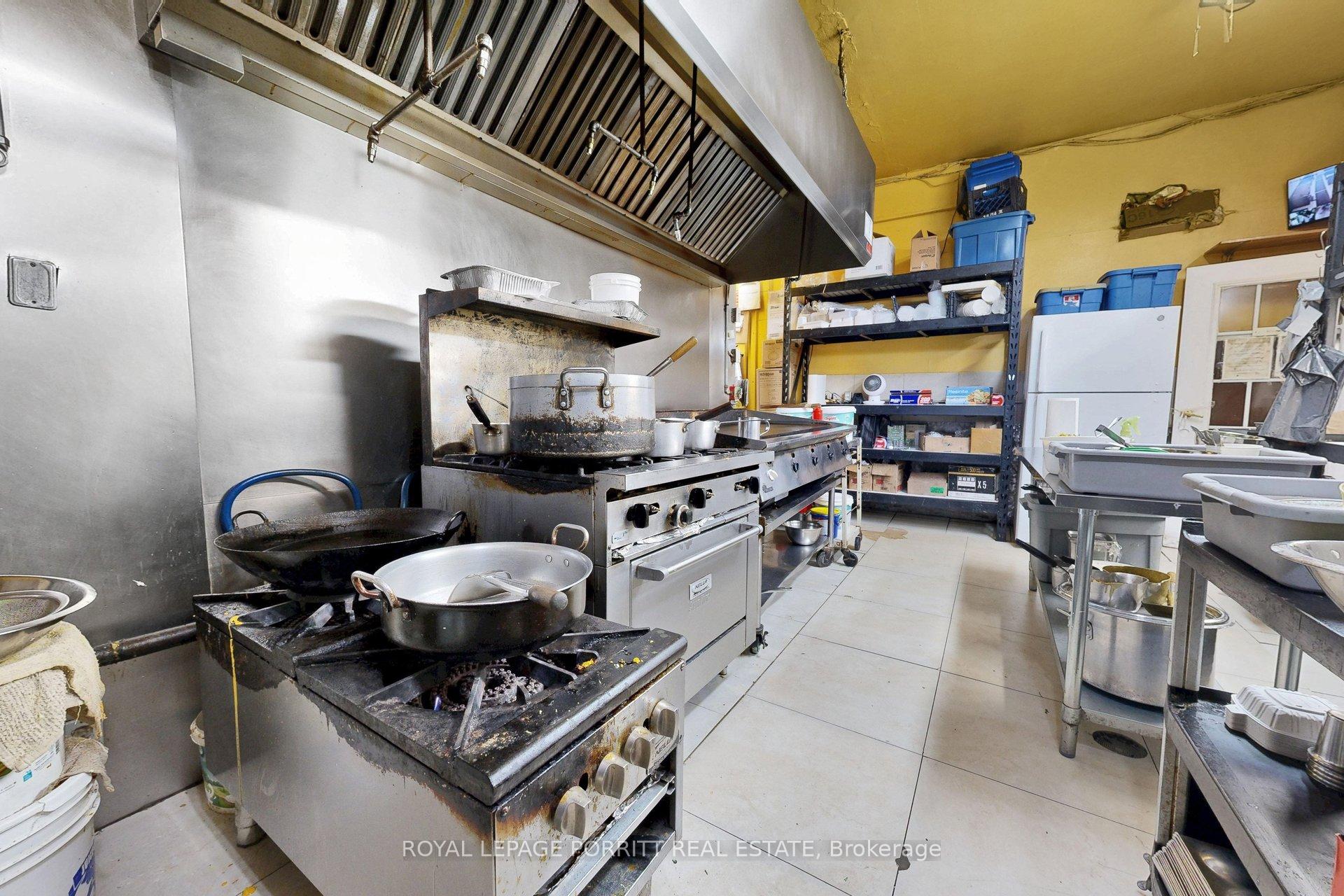 Photo 13 of 2633 Eglinton Avenue E, Scarborough, Kennedy Park — HOMEH
