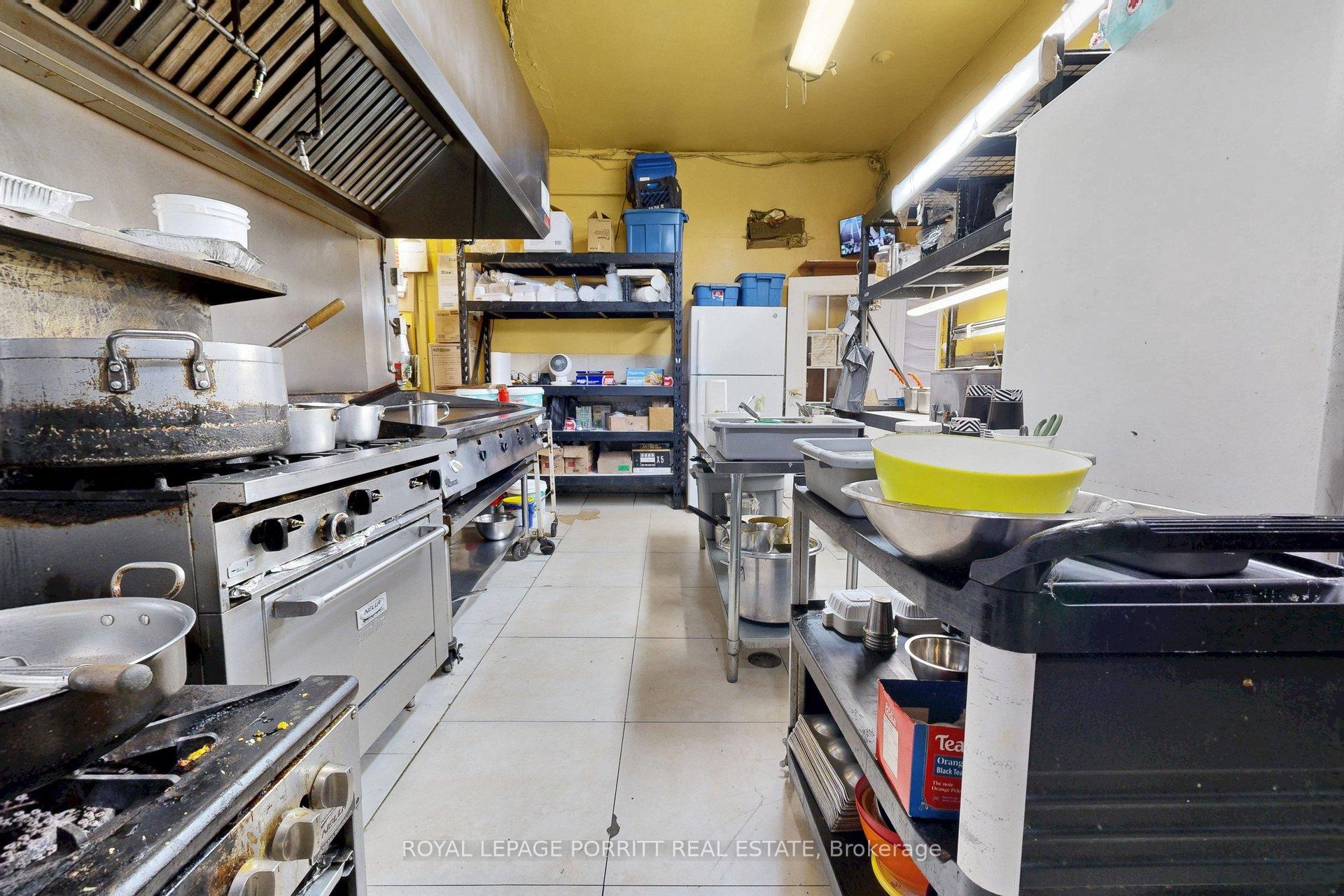 Photo 14 of 2633 Eglinton Avenue E, Scarborough, Kennedy Park — HOMEH
