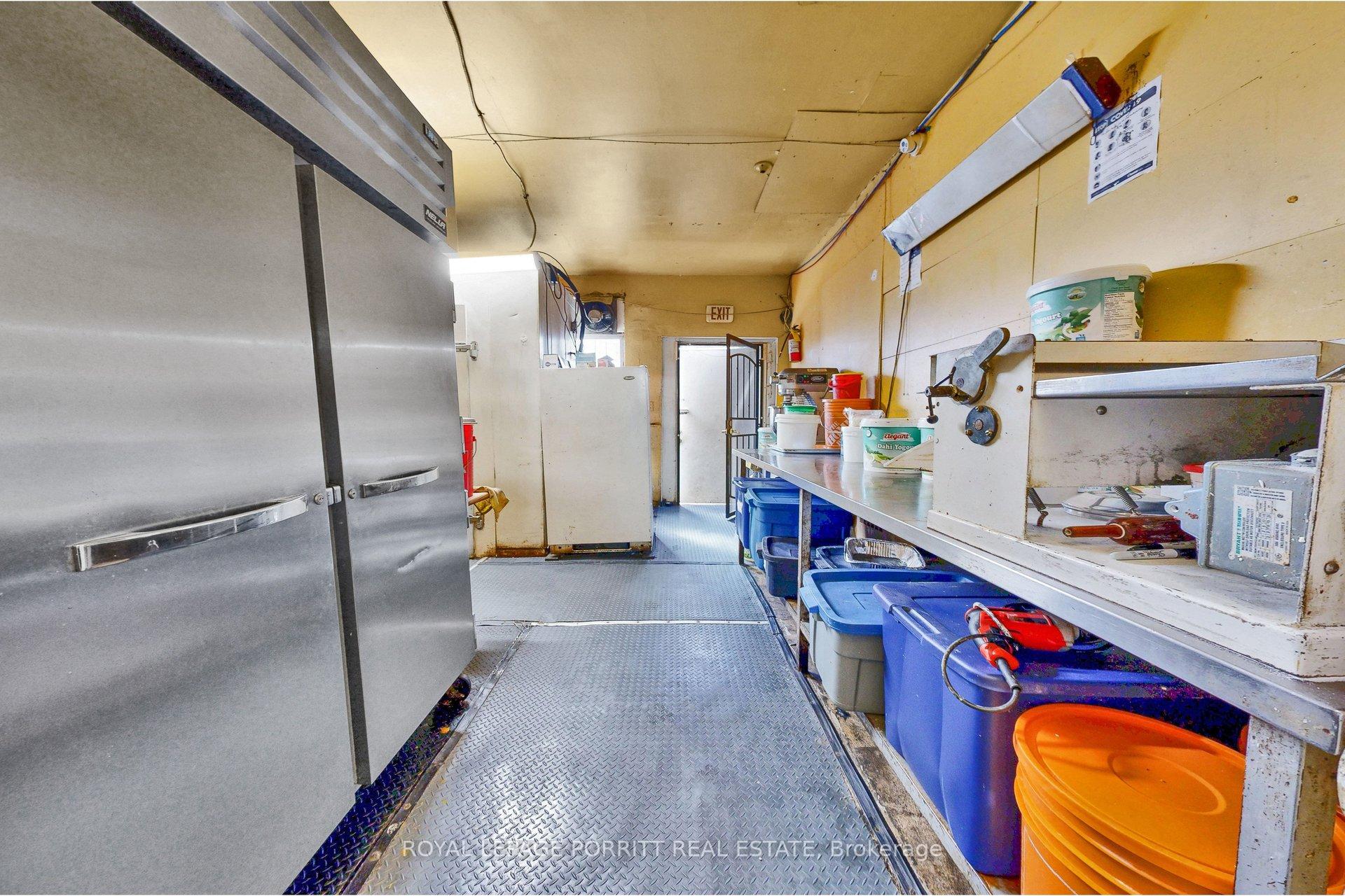 Photo 17 of 2633 Eglinton Avenue E, Scarborough, Kennedy Park — HOMEH