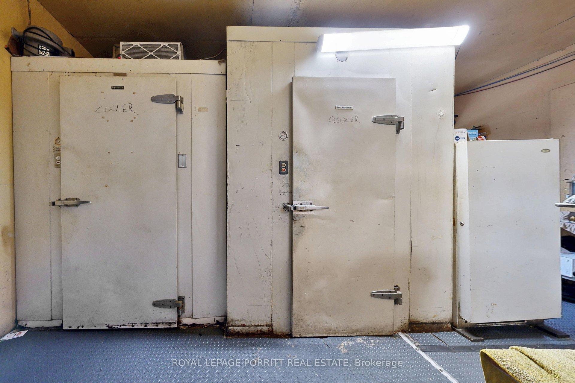 Photo 18 of 2633 Eglinton Avenue E, Scarborough, Kennedy Park — HOMEH
