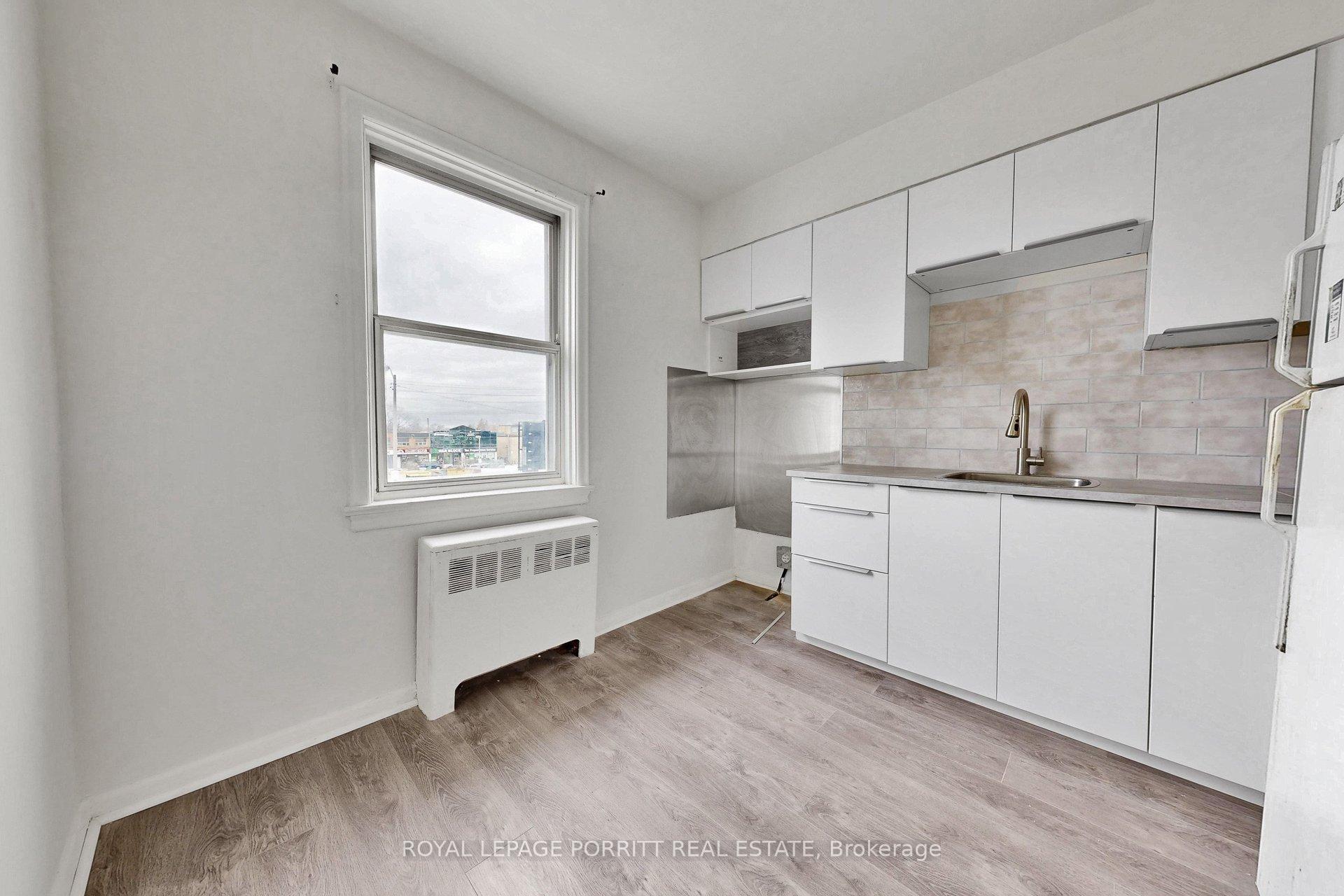 Photo 24 of 2633 Eglinton Avenue E, Scarborough, Kennedy Park — HOMEH